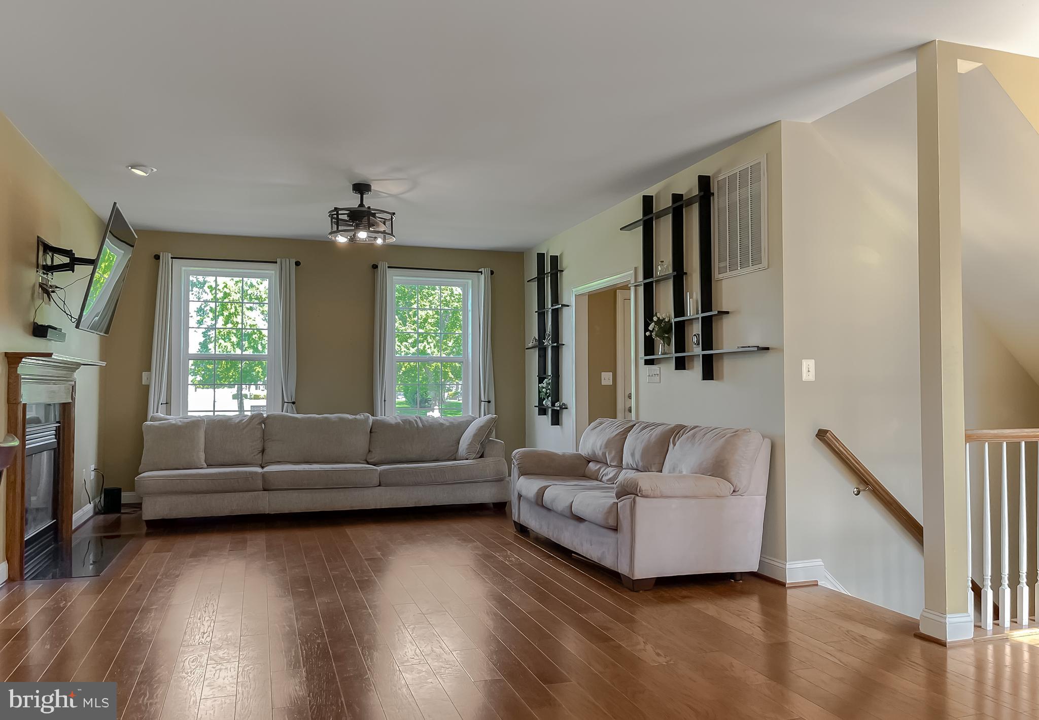 LEONARDS GRANT - Residential