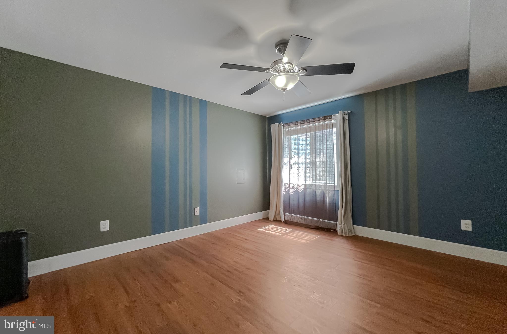 LEONARDS GRANT - Residential