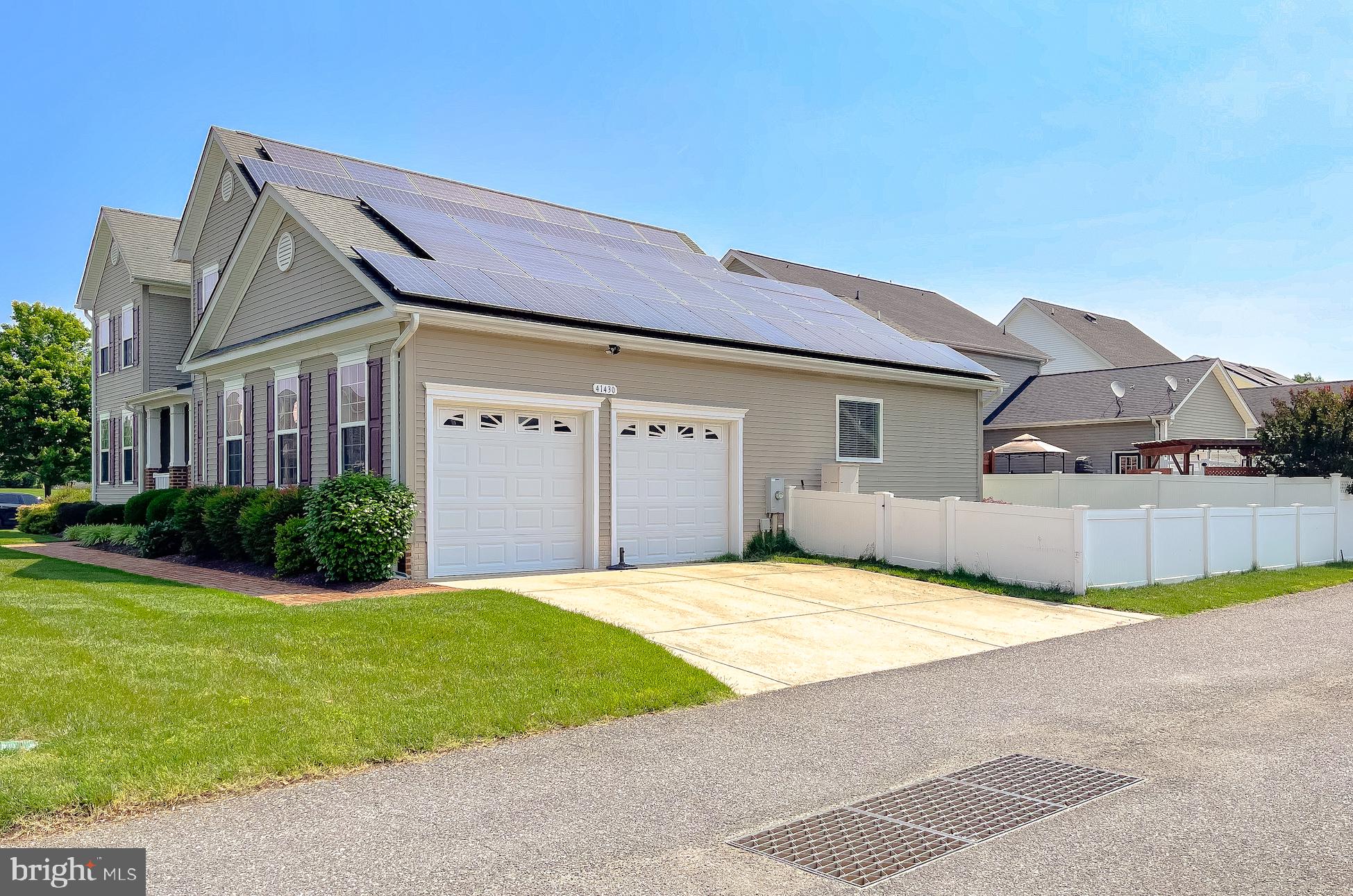 LEONARDS GRANT - Residential