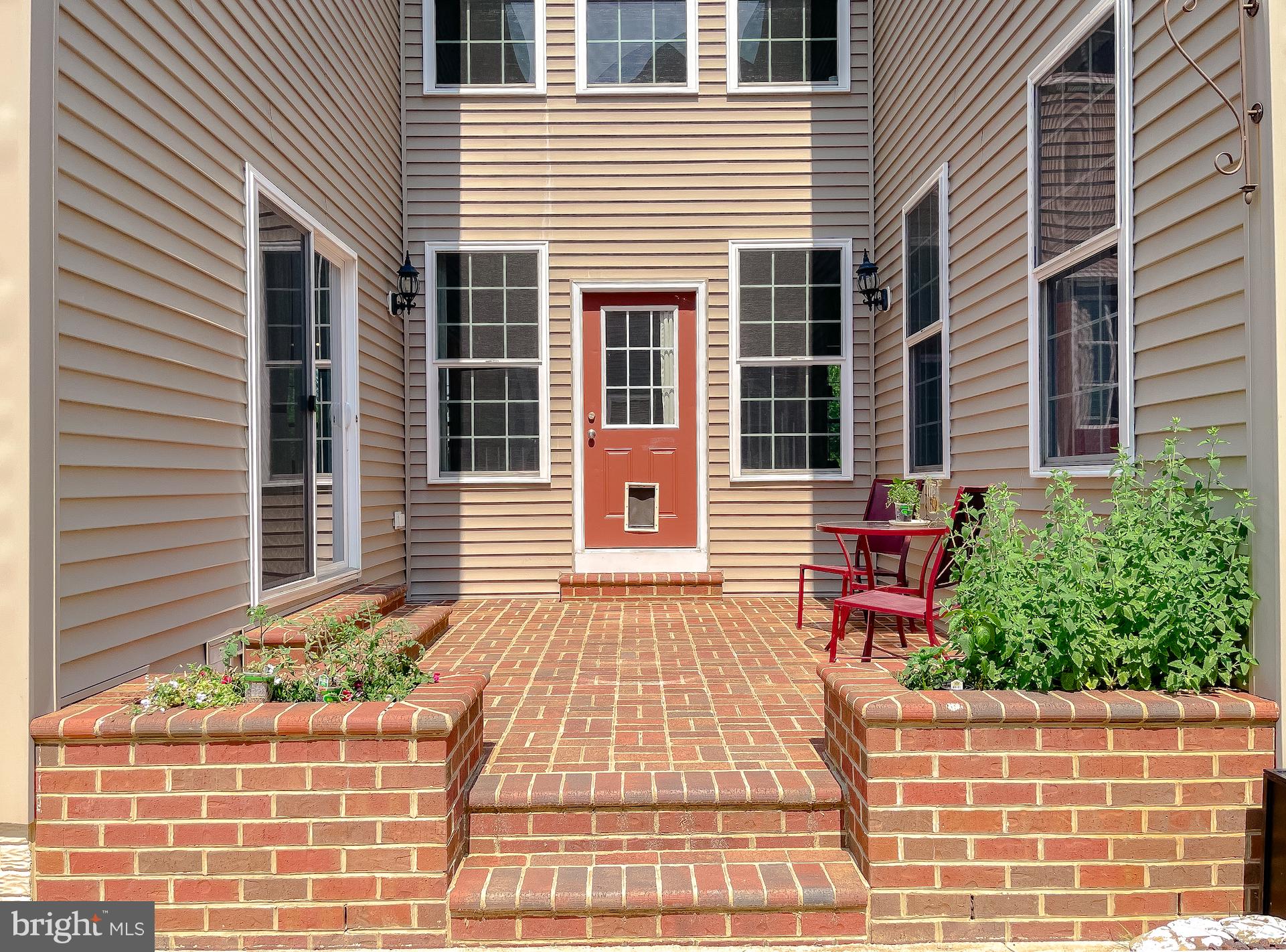 LEONARDS GRANT - Residential