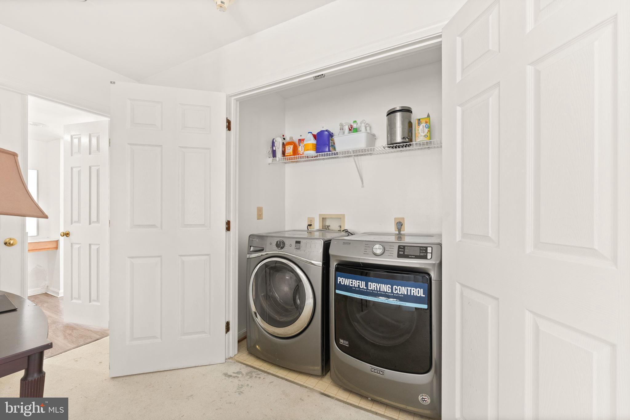 LOWES ISLAND - Residential