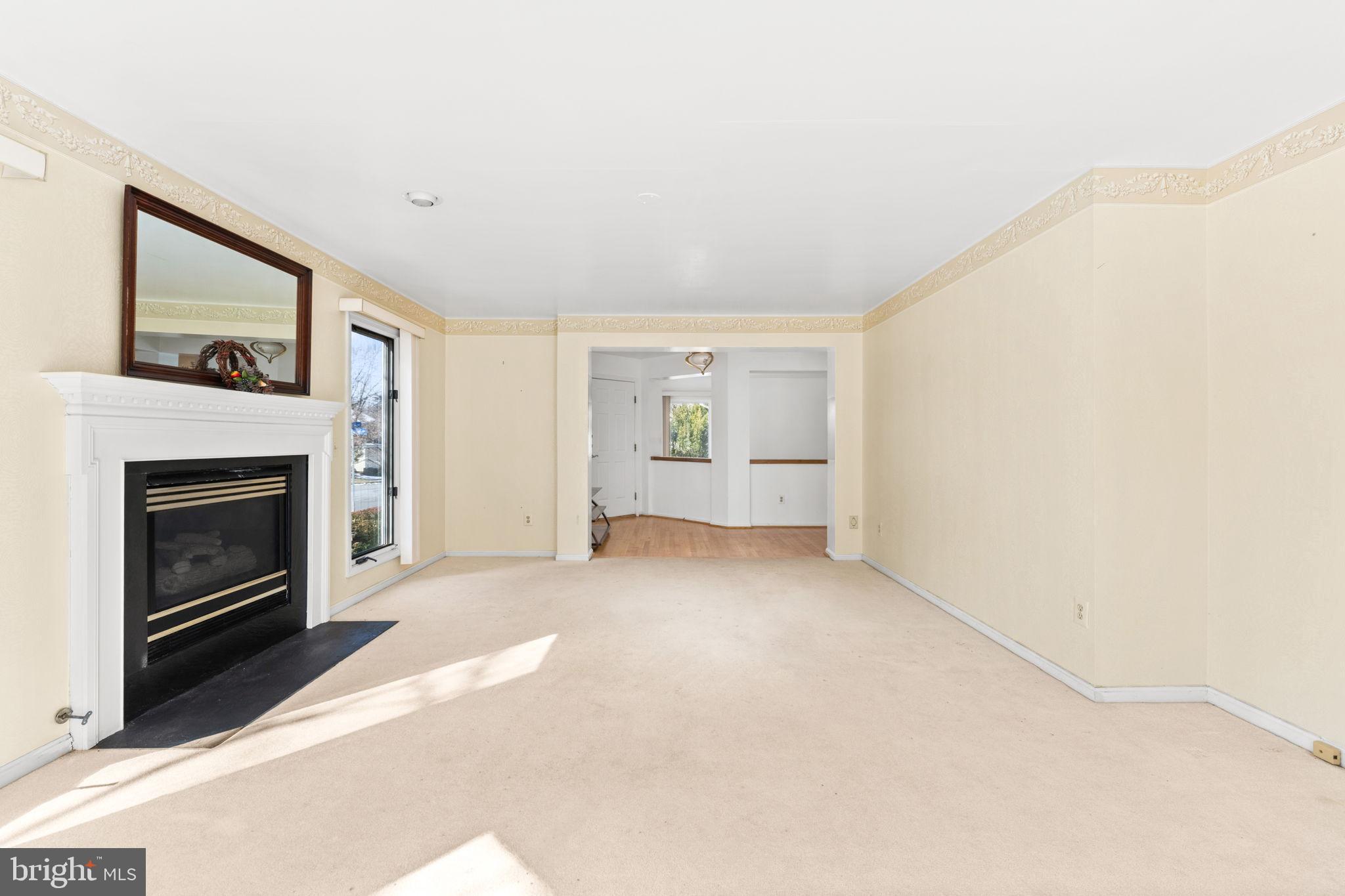 LOWES ISLAND - Residential