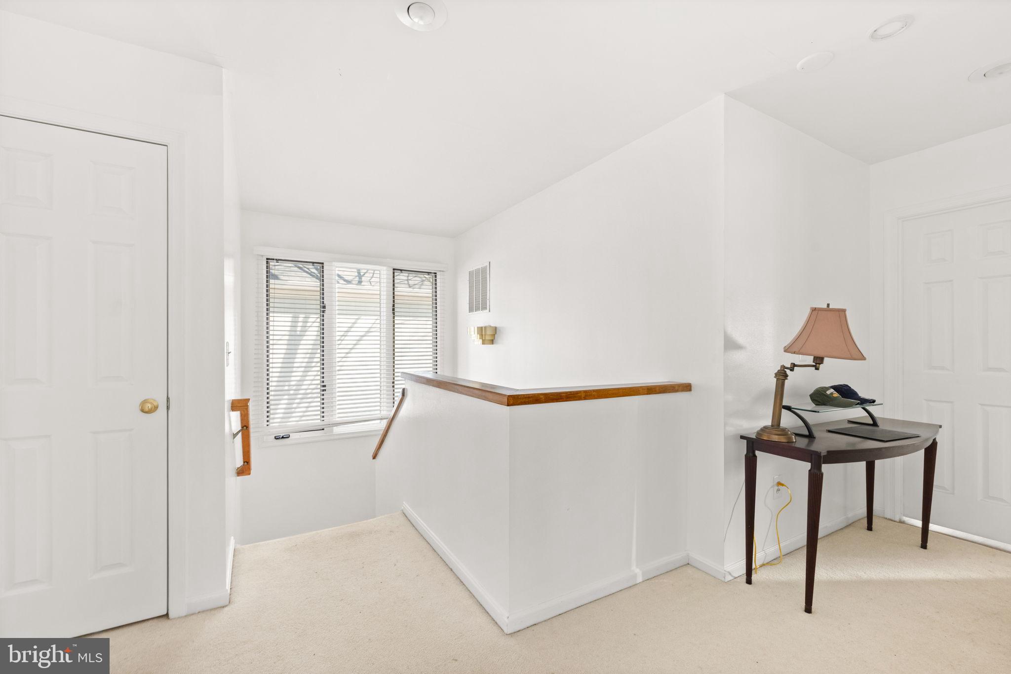 LOWES ISLAND - Residential