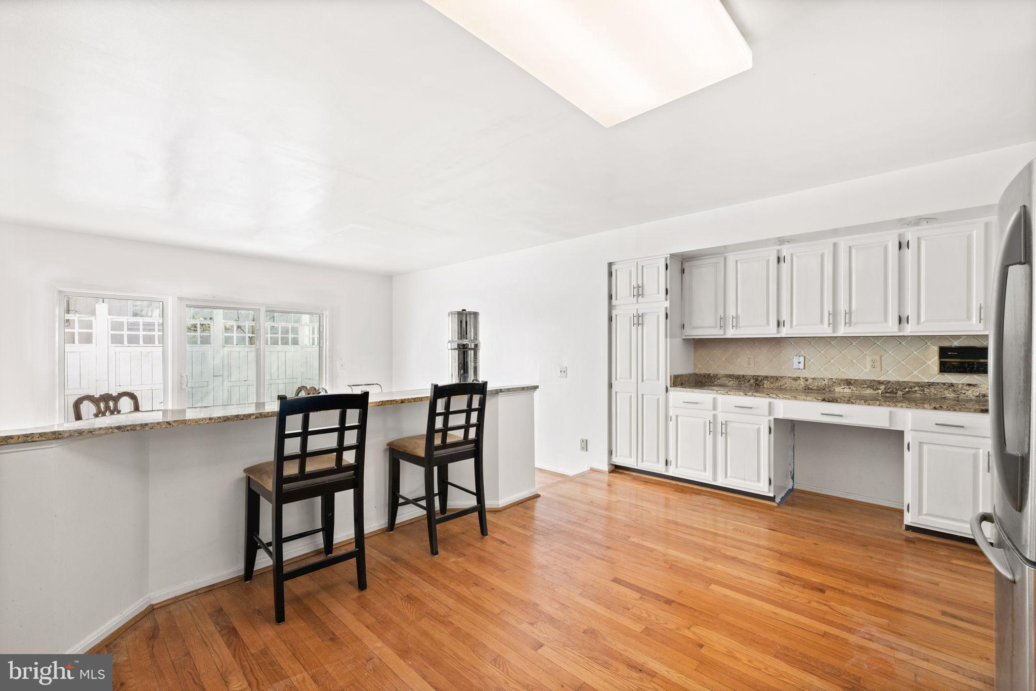 LOWES ISLAND - Residential