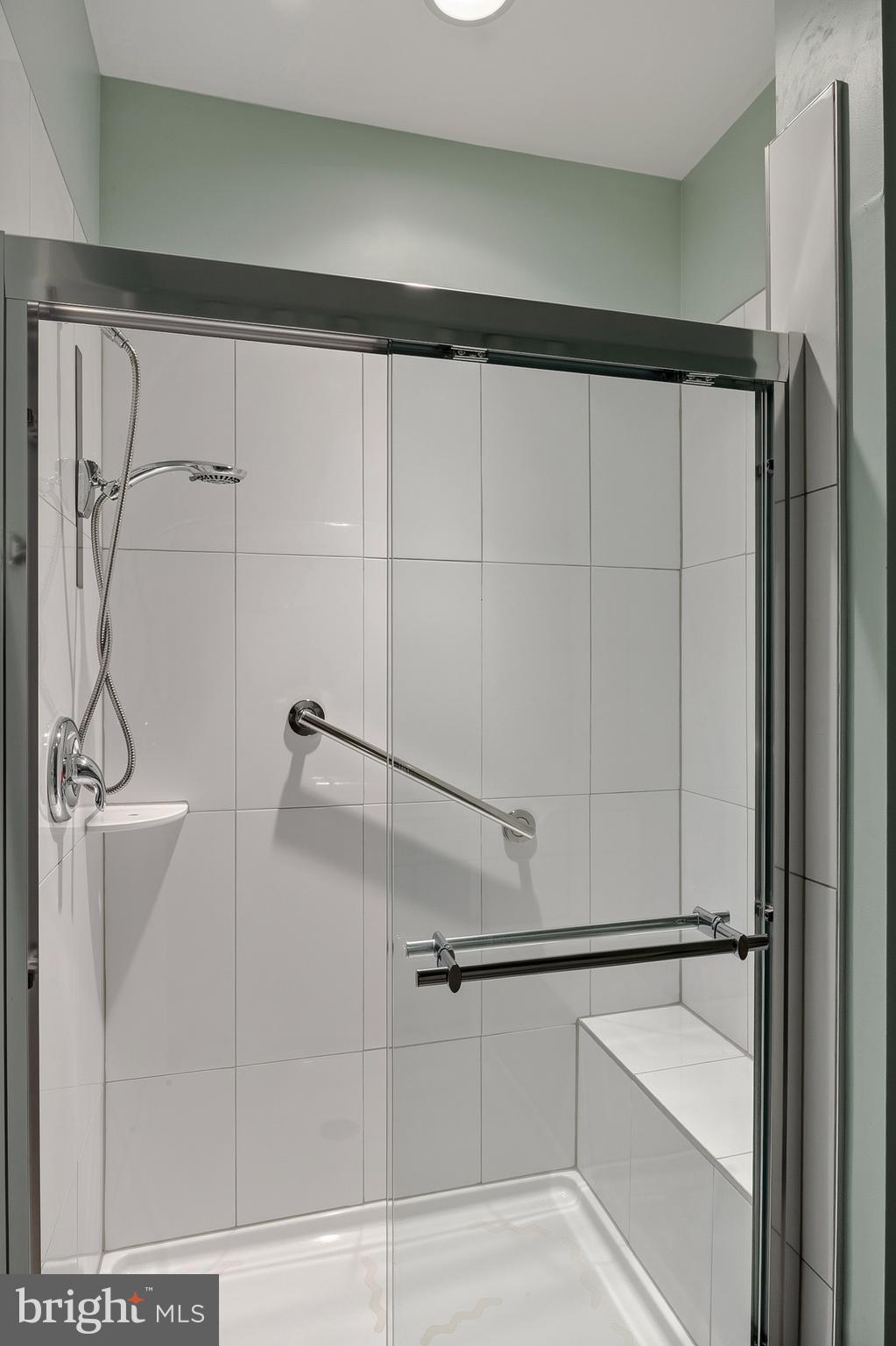 GATHERINGS AT LYNDWOOD - Residential