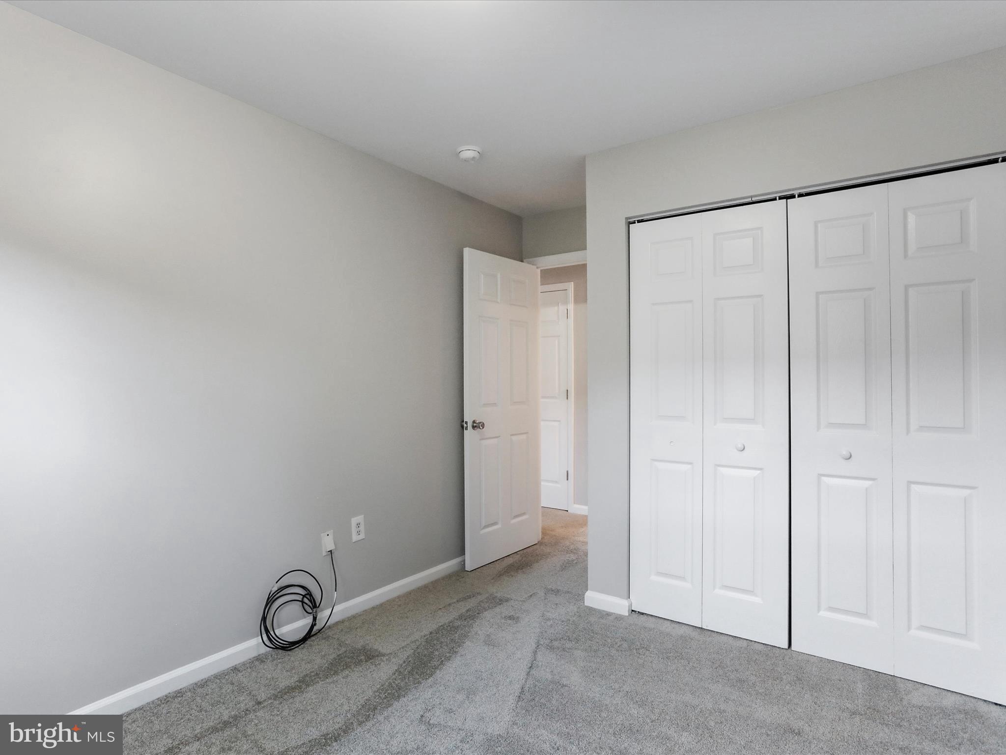 GEORGETOWN SQUARE - Residential