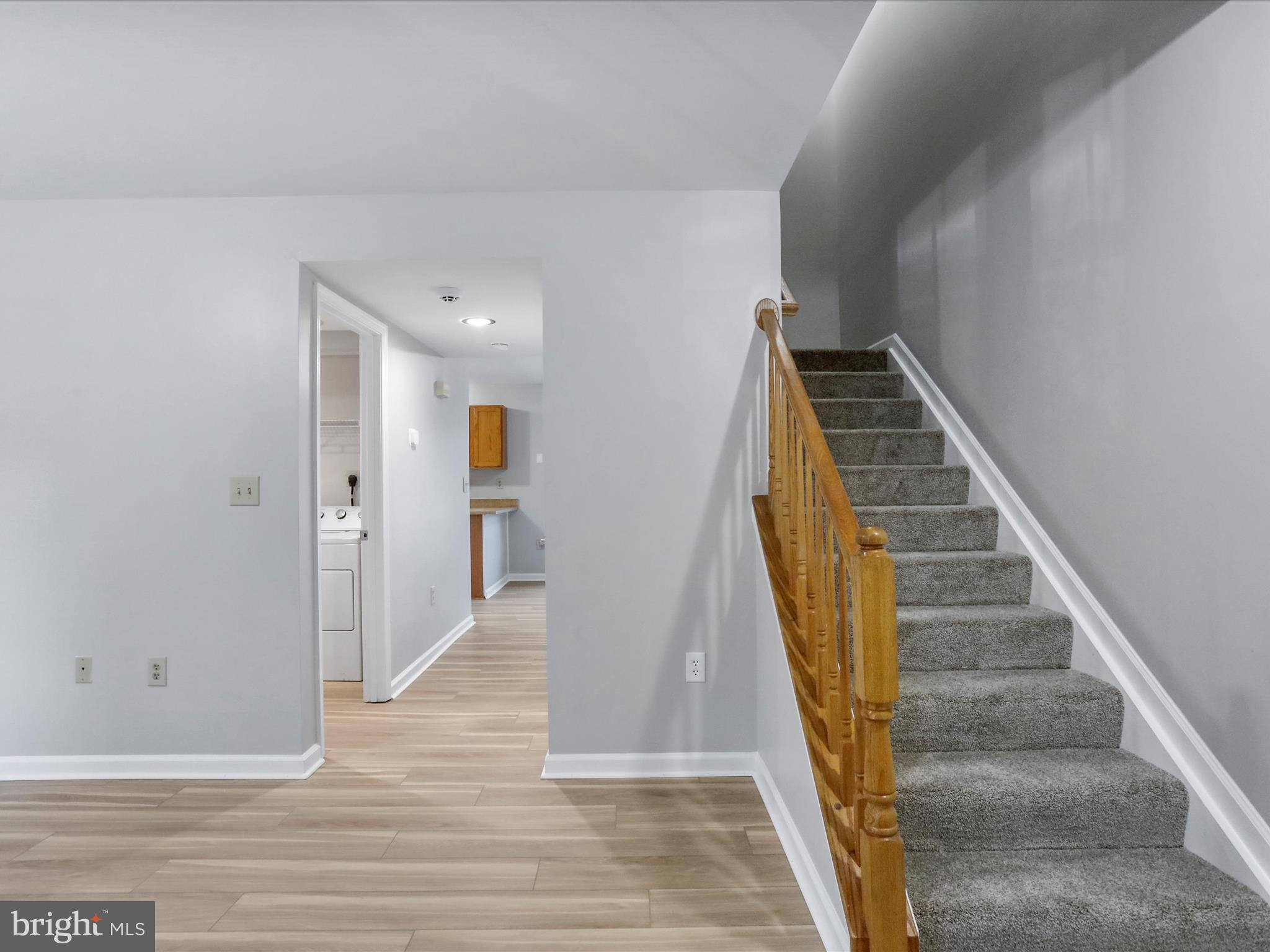 GEORGETOWN SQUARE - Residential