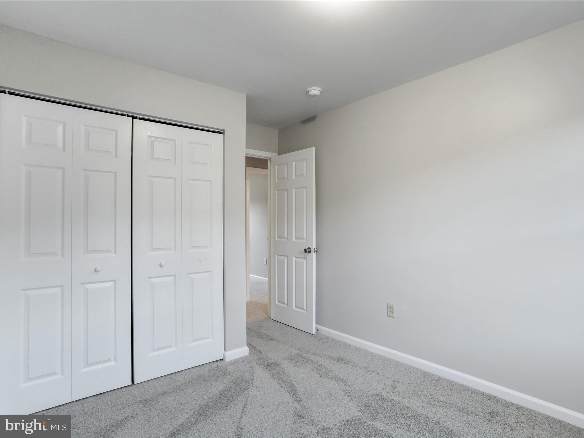 GEORGETOWN SQUARE - Residential