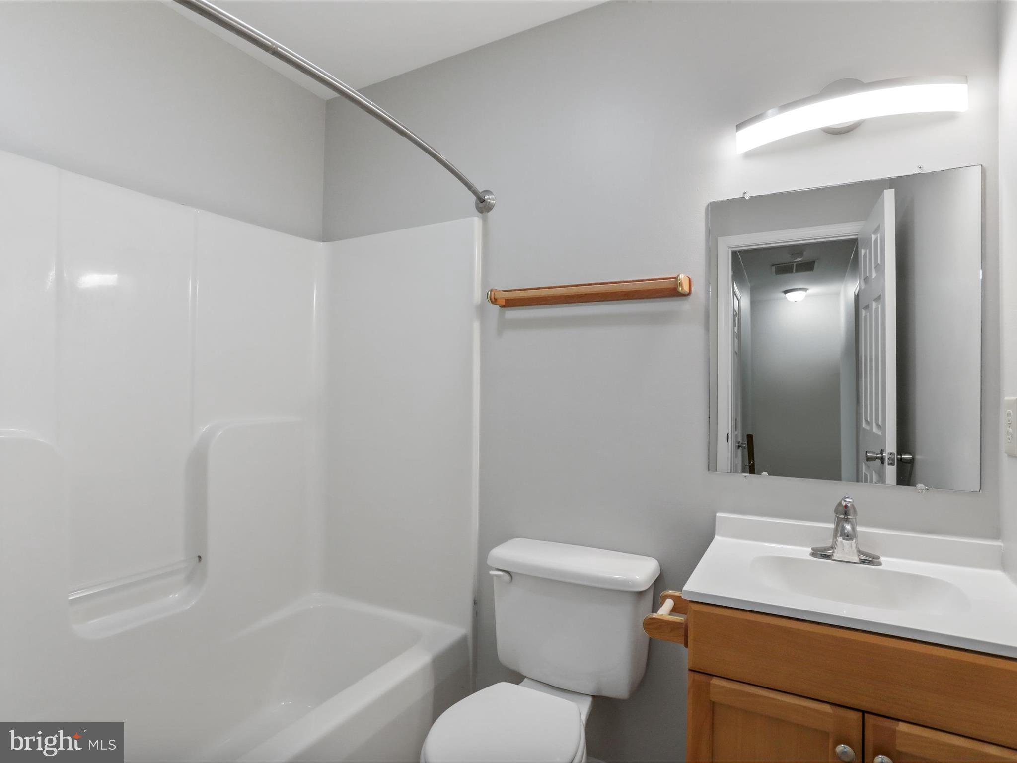 GEORGETOWN SQUARE - Residential