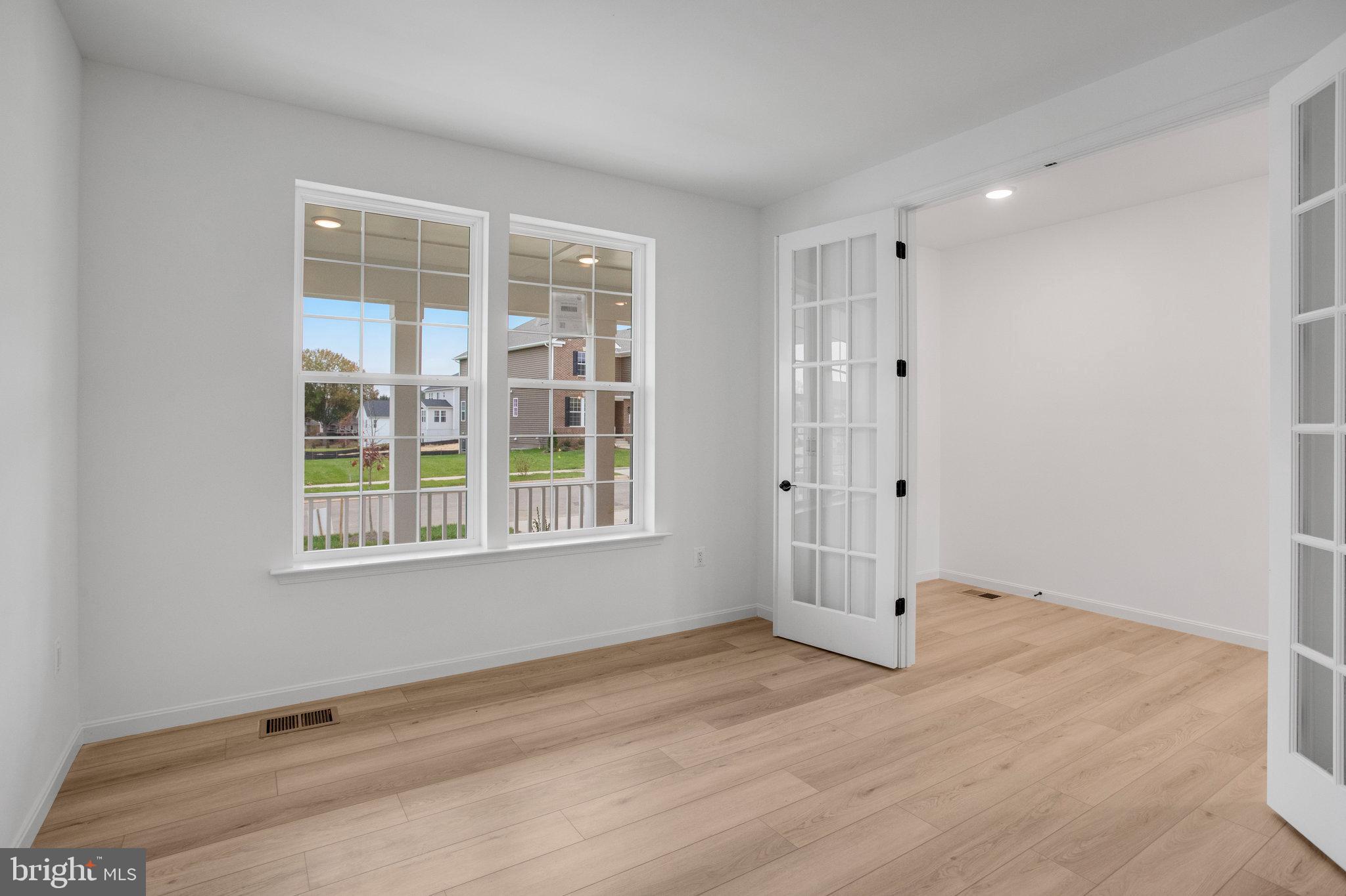 THE GREENS - Residential