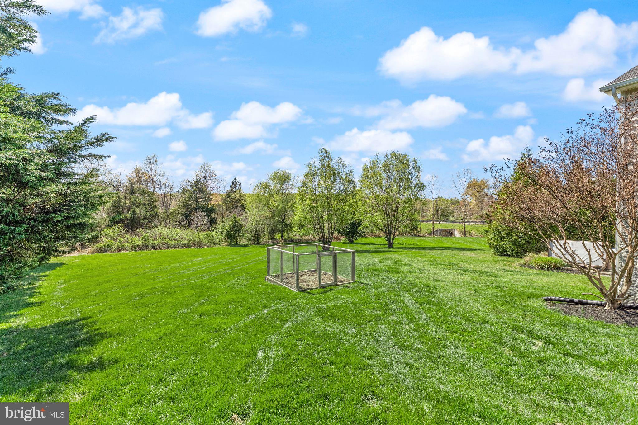 BROOKSIDE - Residential