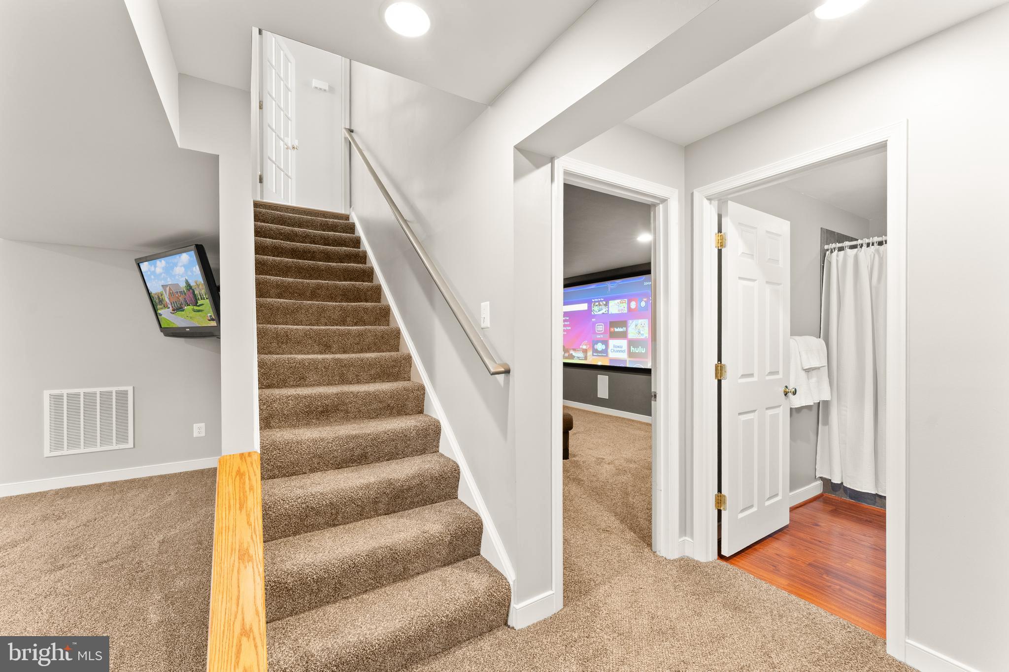 BROOKSIDE - Residential