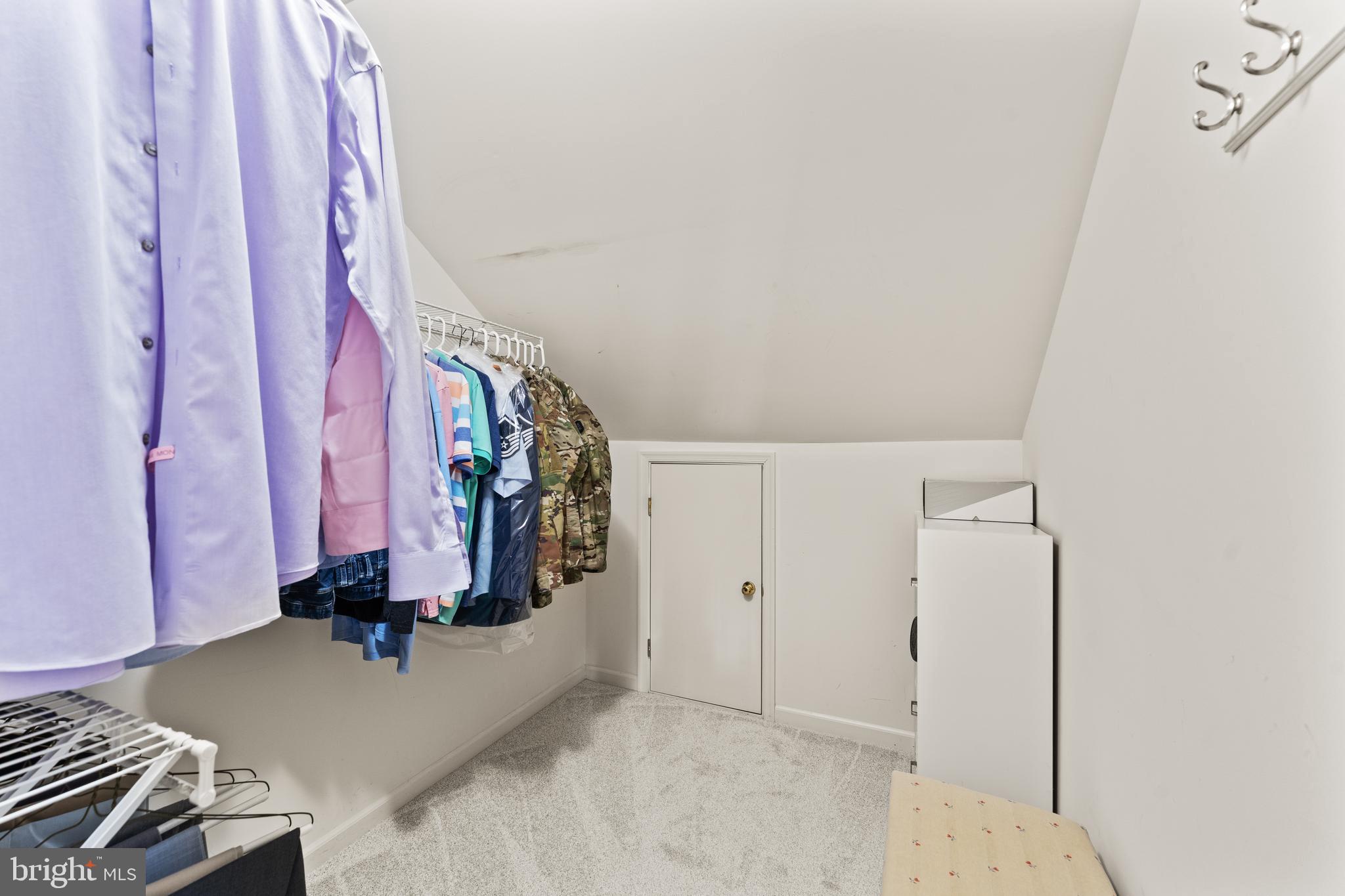 BROOKSIDE - Residential