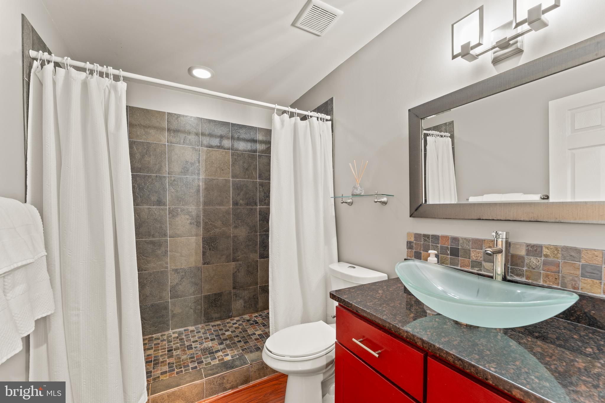 BROOKSIDE - Residential