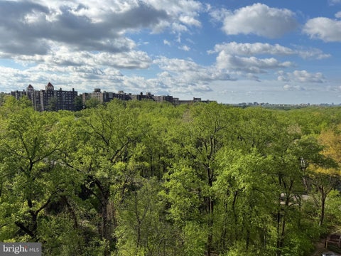 Condo For Sale - 4201 Cathedral Avenue #1406E<br/> WASHINGTON, DC 20016