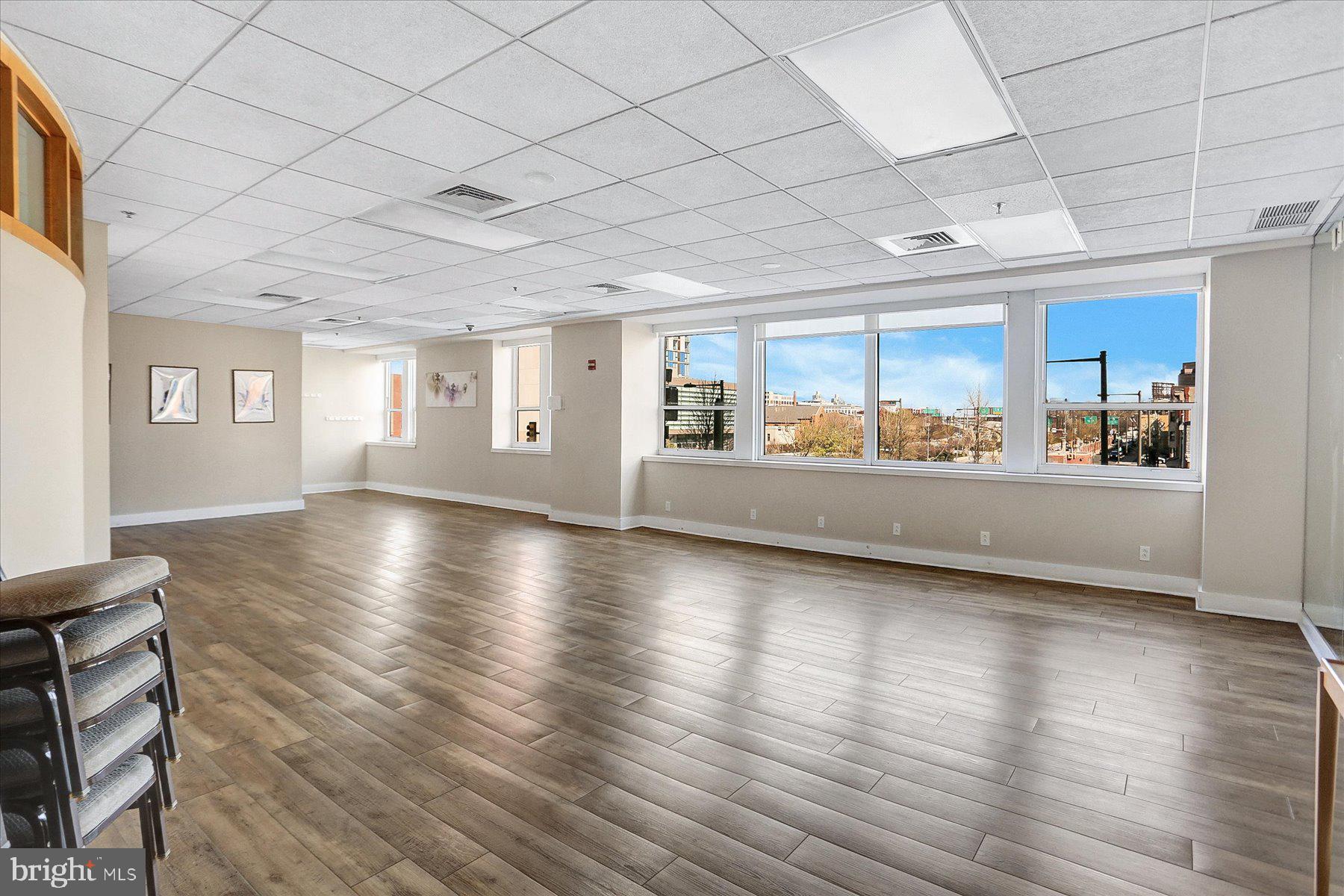 CHINATOWN - Residential