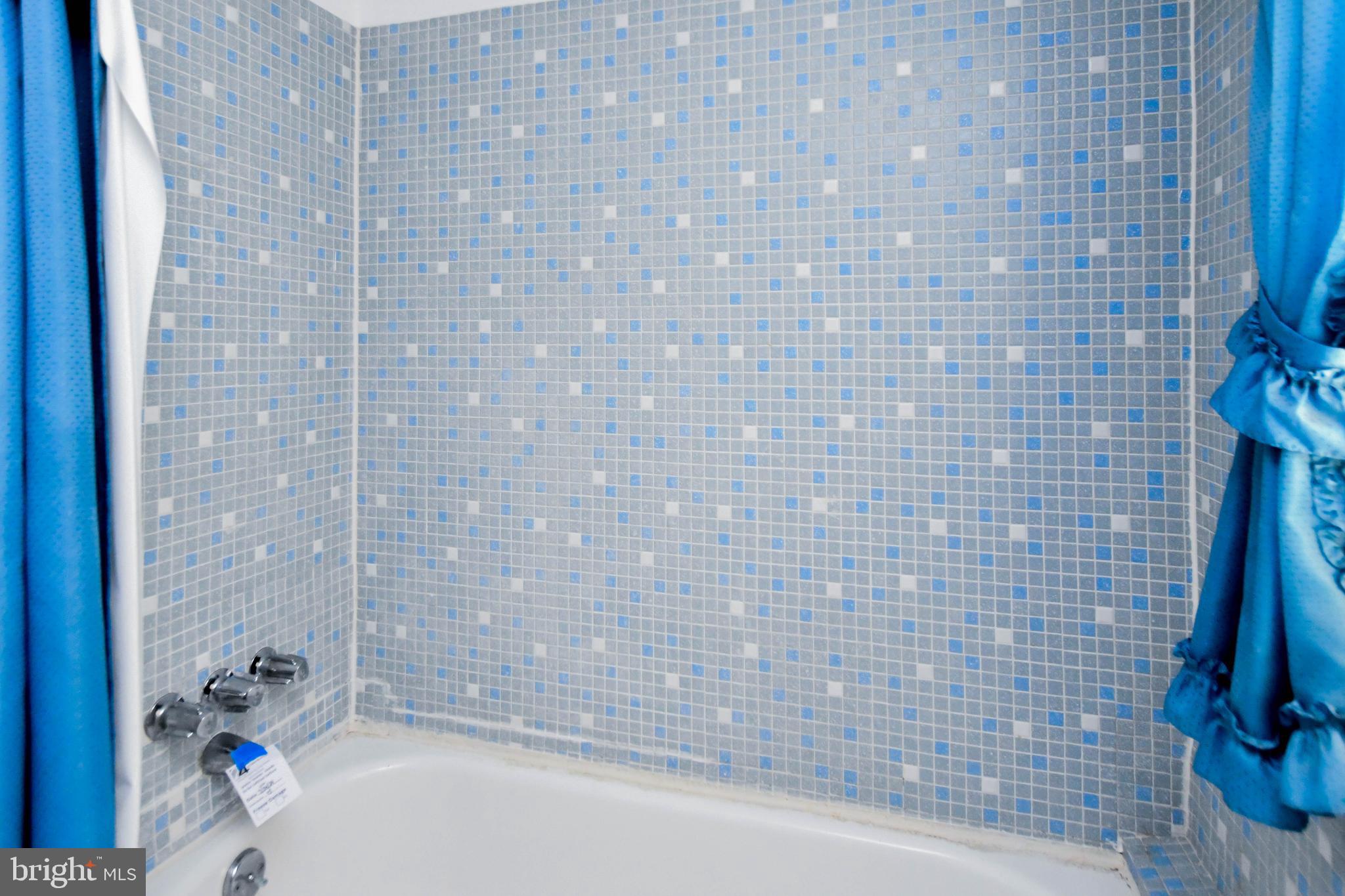 UPPER MORNINGSIDE - Residential