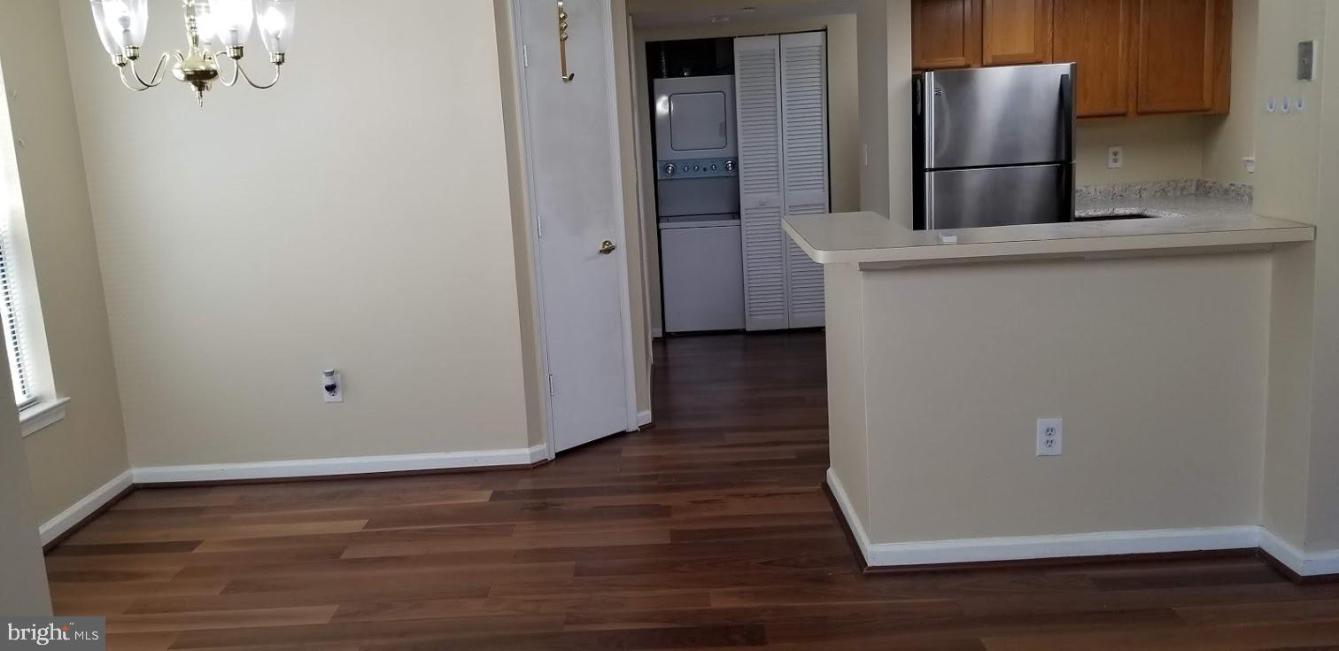 THE VISTAS - Residential Lease