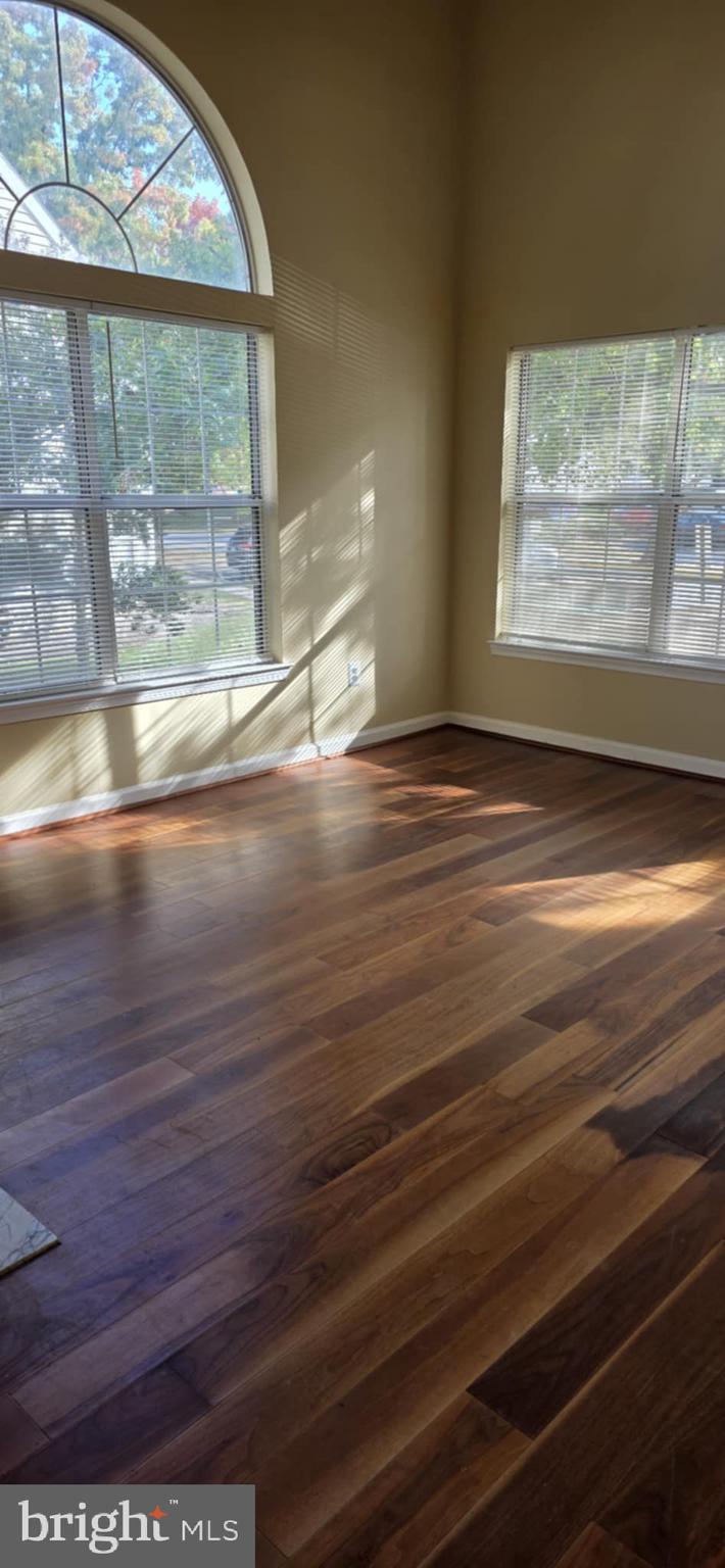 THE VISTAS - Residential Lease