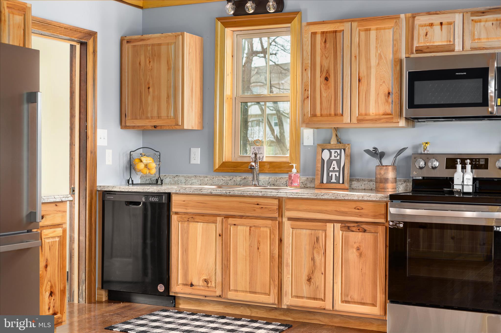 1197 JOHN MARSHALL HIGHWAY