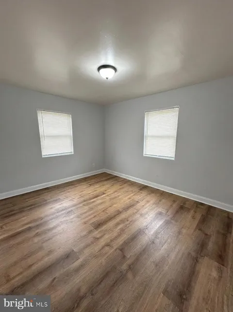 MLS: DCDC2243916