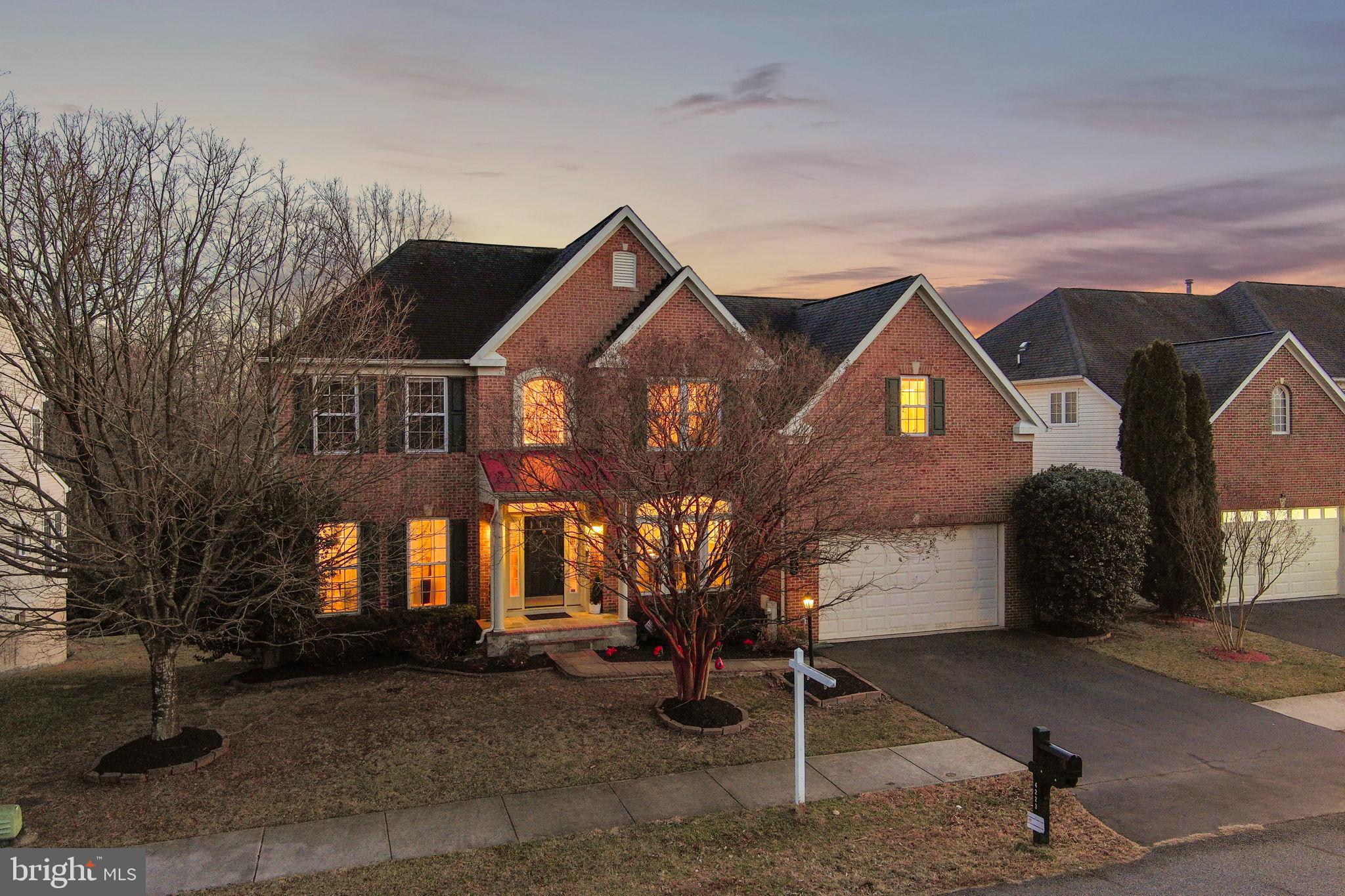 4223 MEDALLION DRIVE