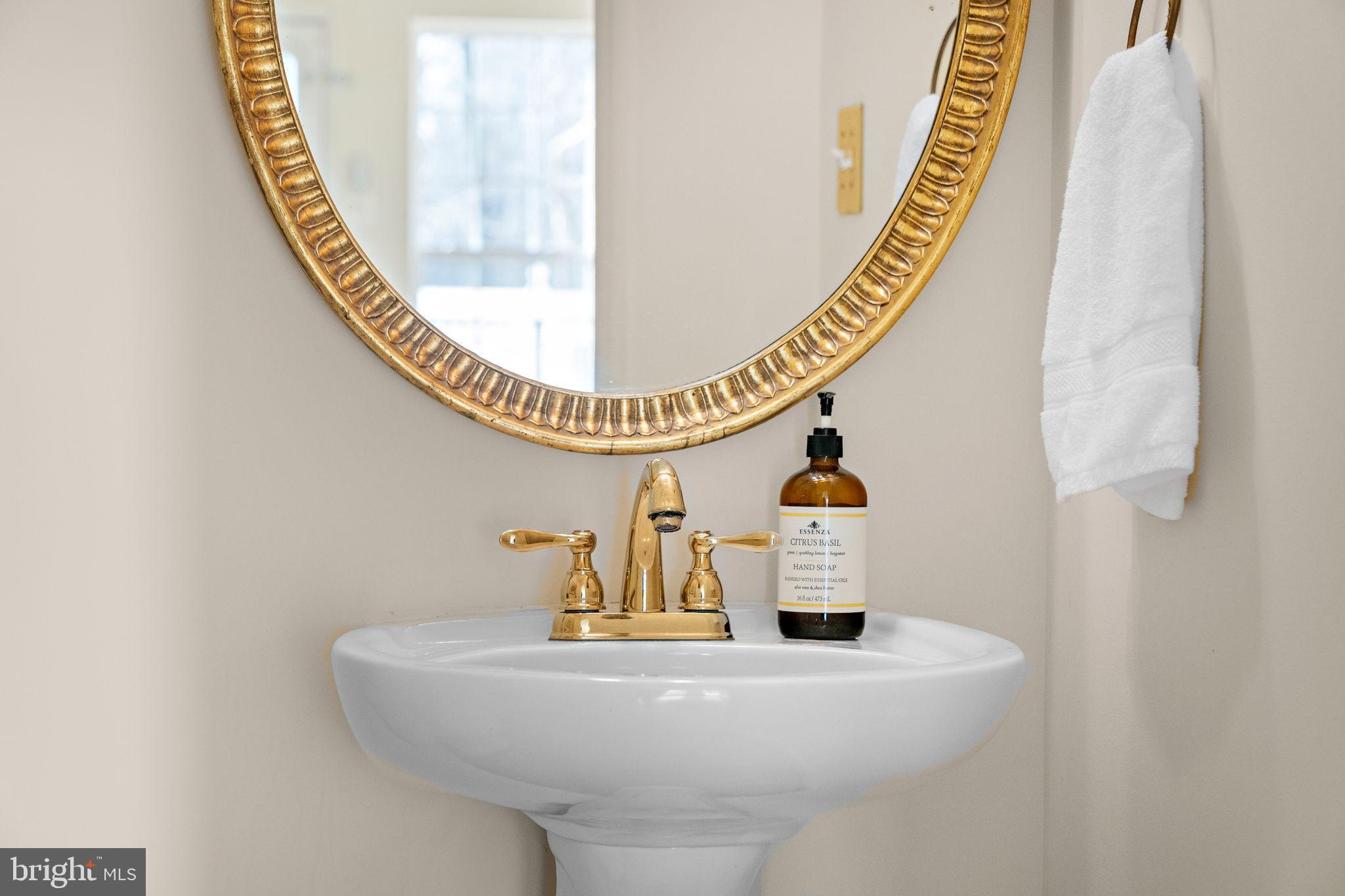 CROSS CREEK CLUB - Residential