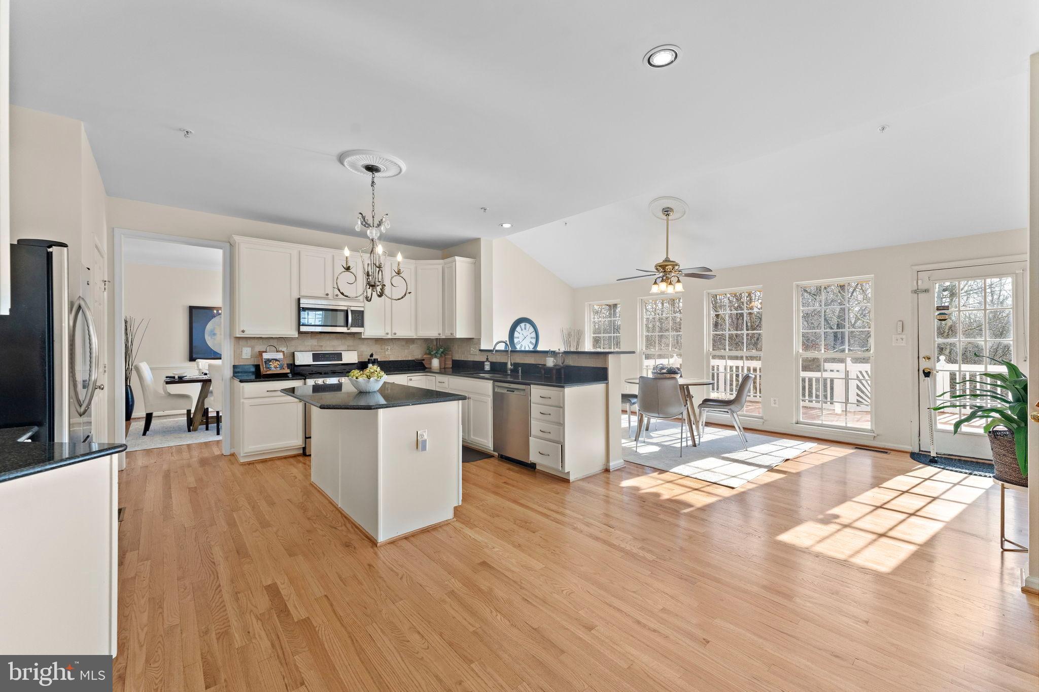 CROSS CREEK CLUB - Residential