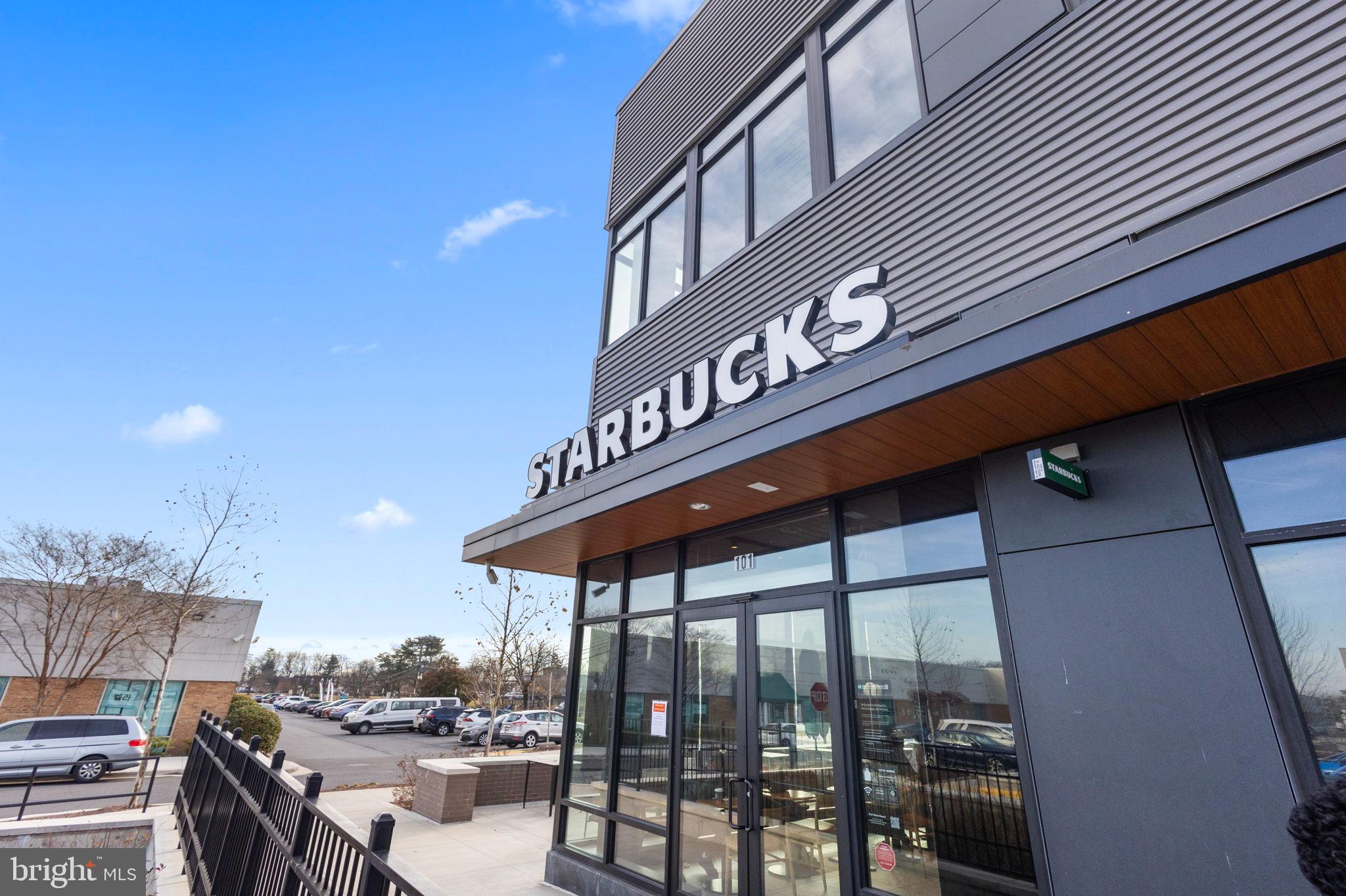 CROSS CREEK CLUB - Residential