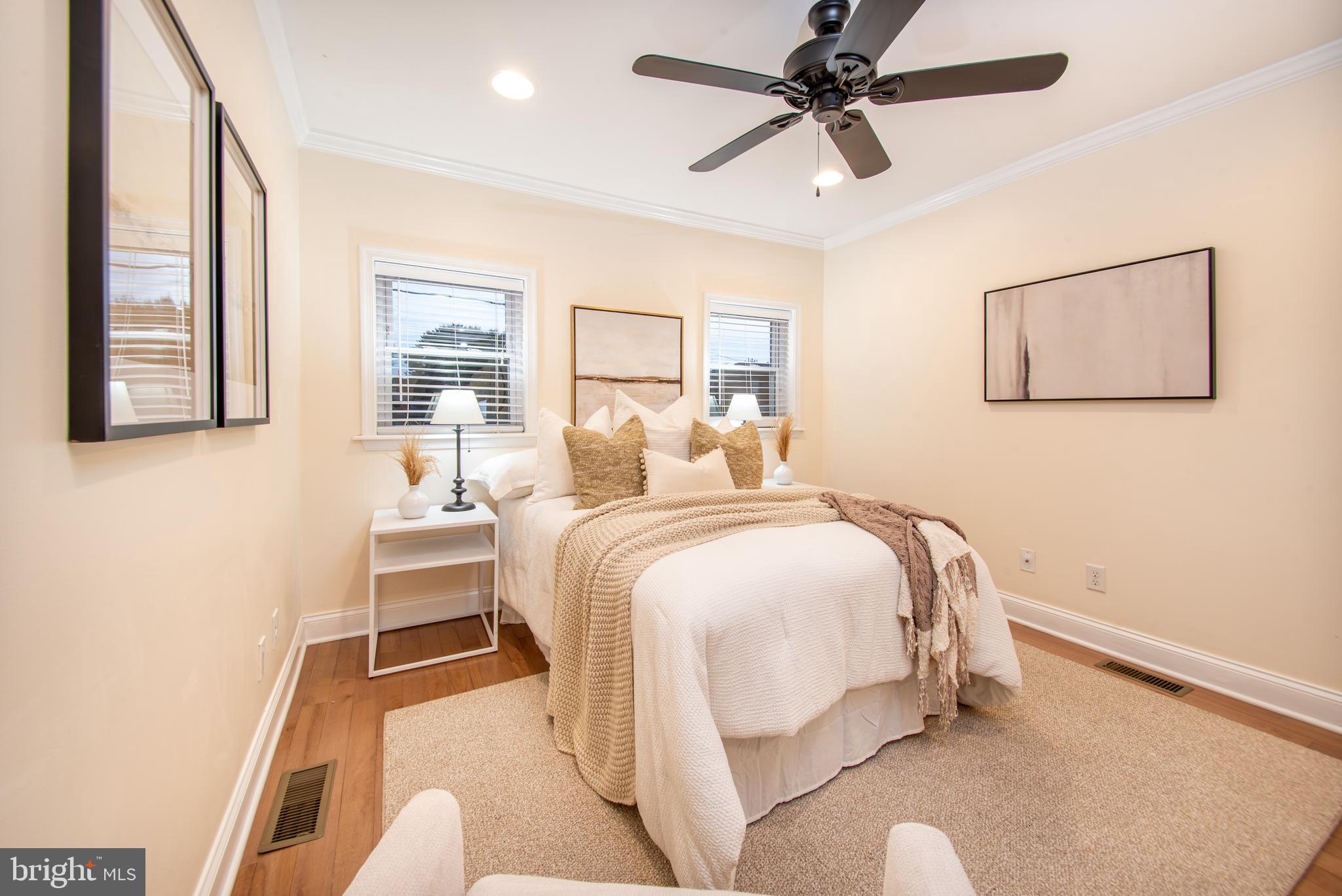 HIGHLANDTOWN - Residential