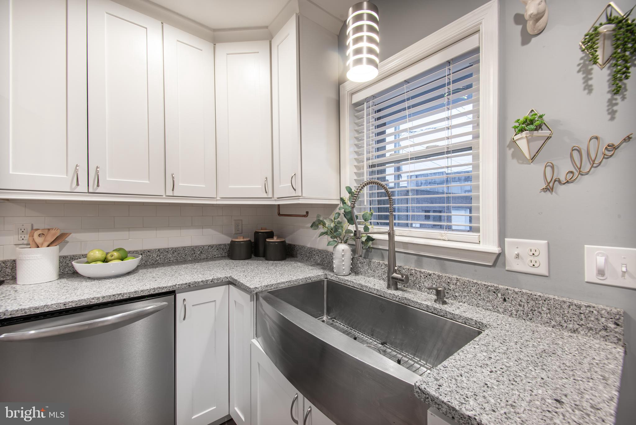 HIGHLANDTOWN - Residential