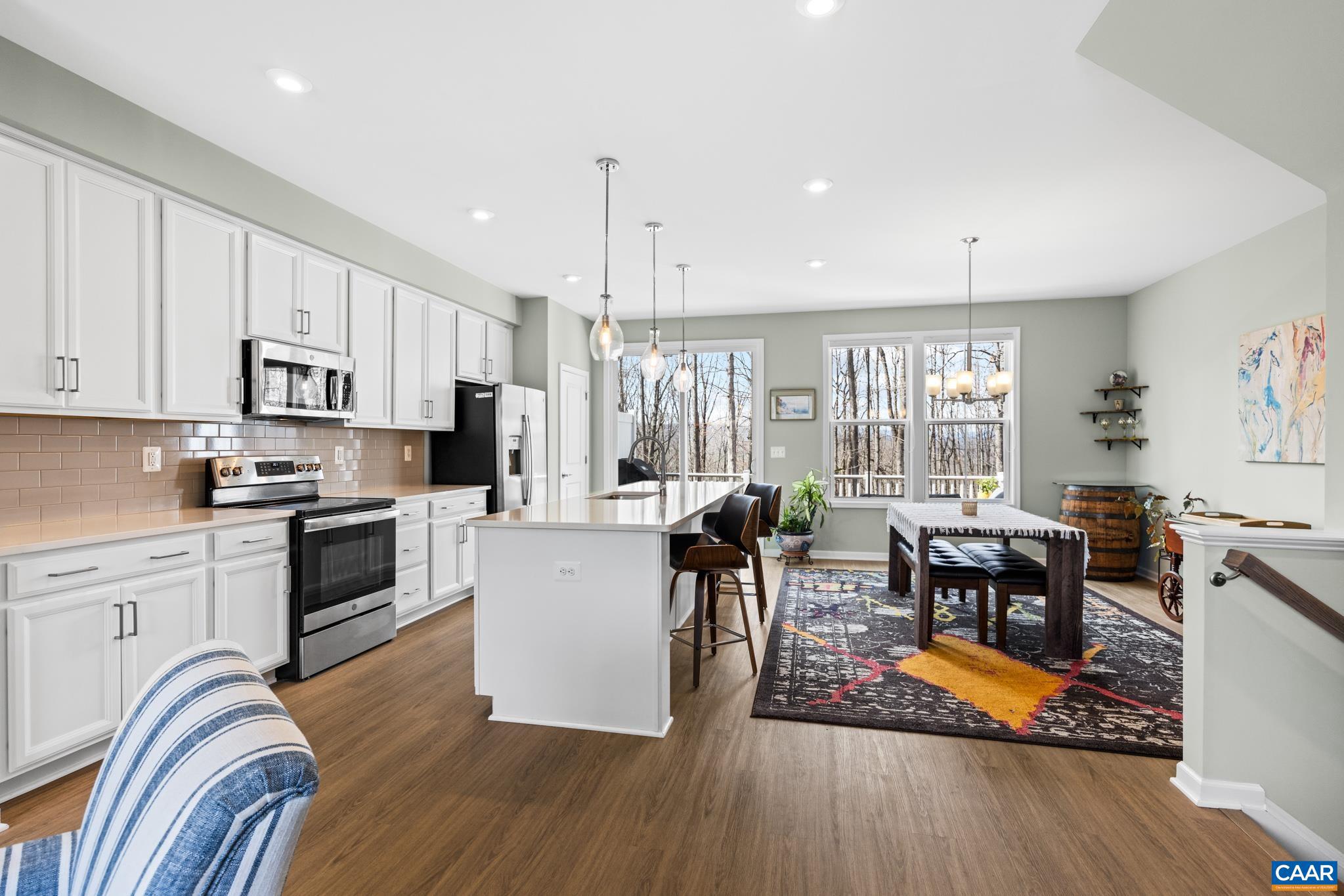 AVON PARK - Residential