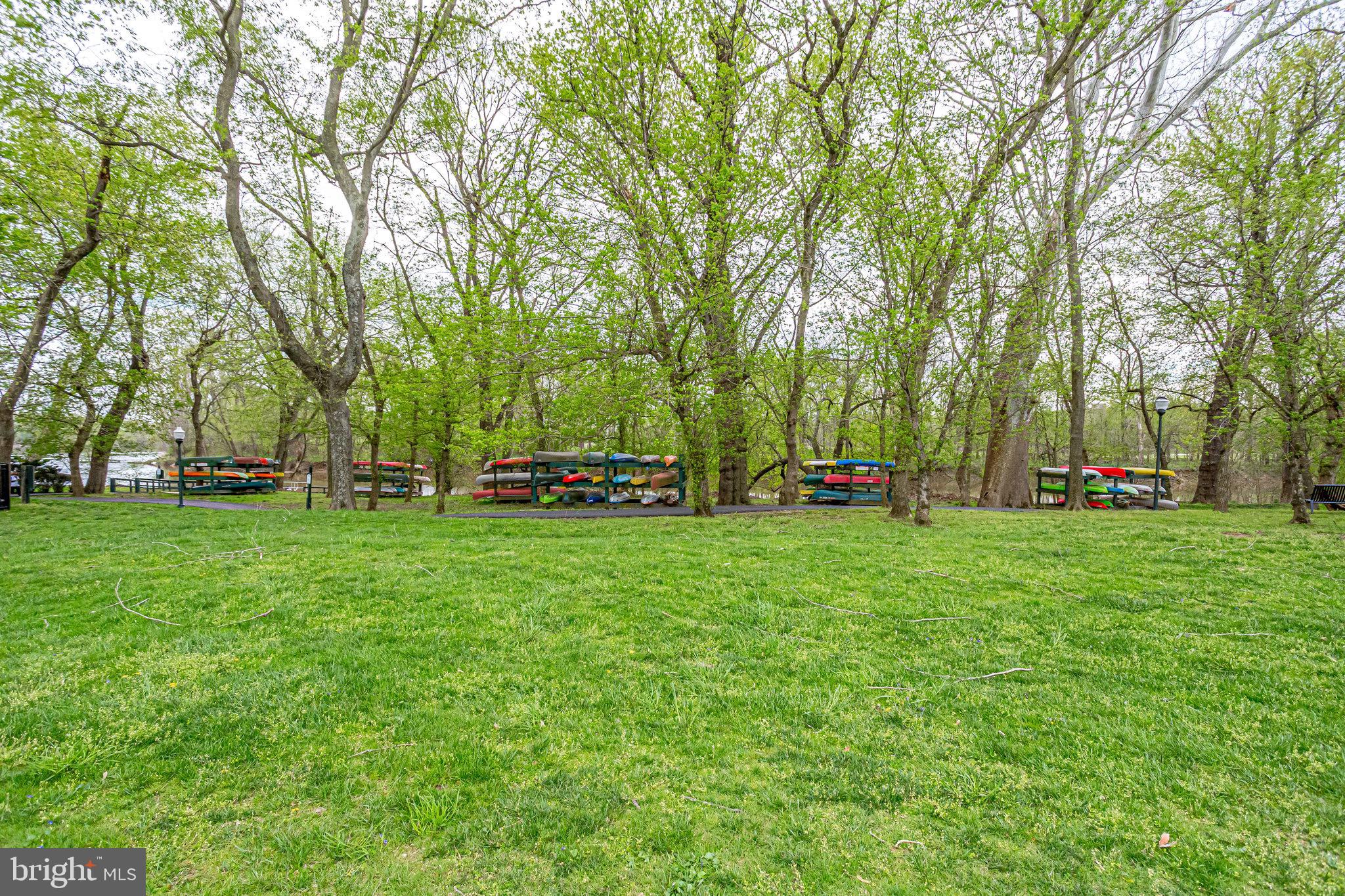 RIVER CREEK - Residential Lease