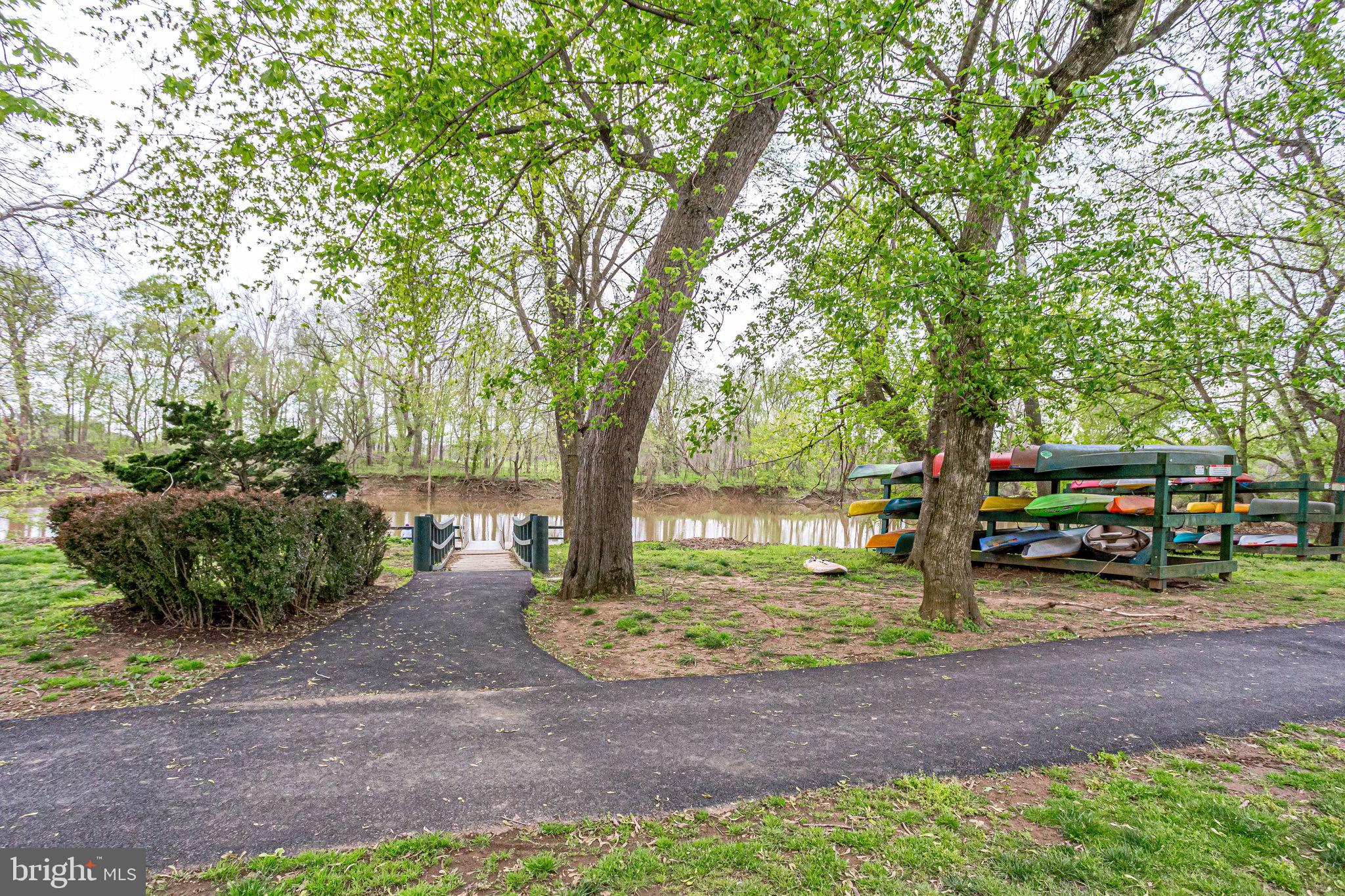 RIVER CREEK - Residential Lease