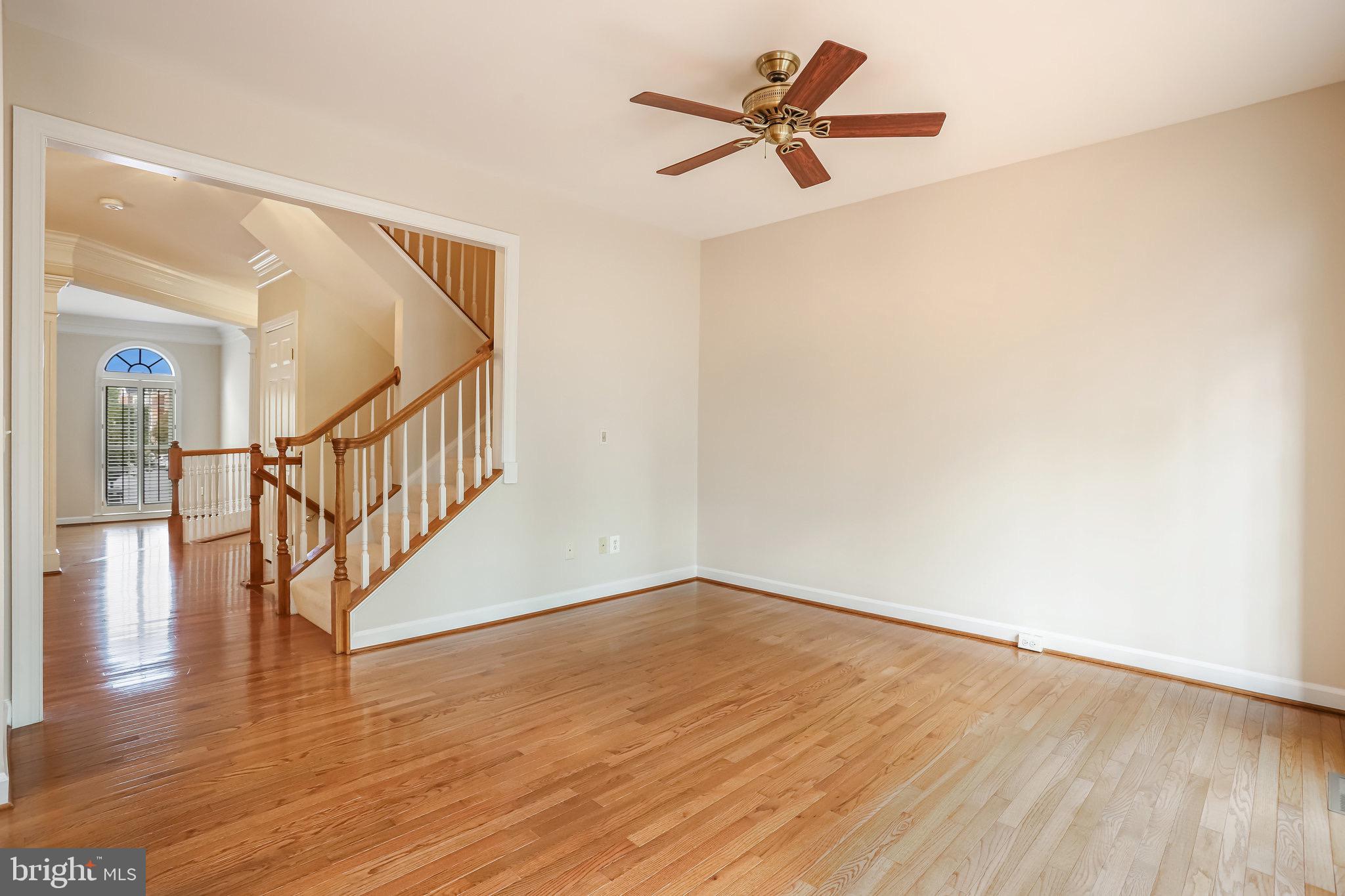 RIVER CREEK - Residential Lease