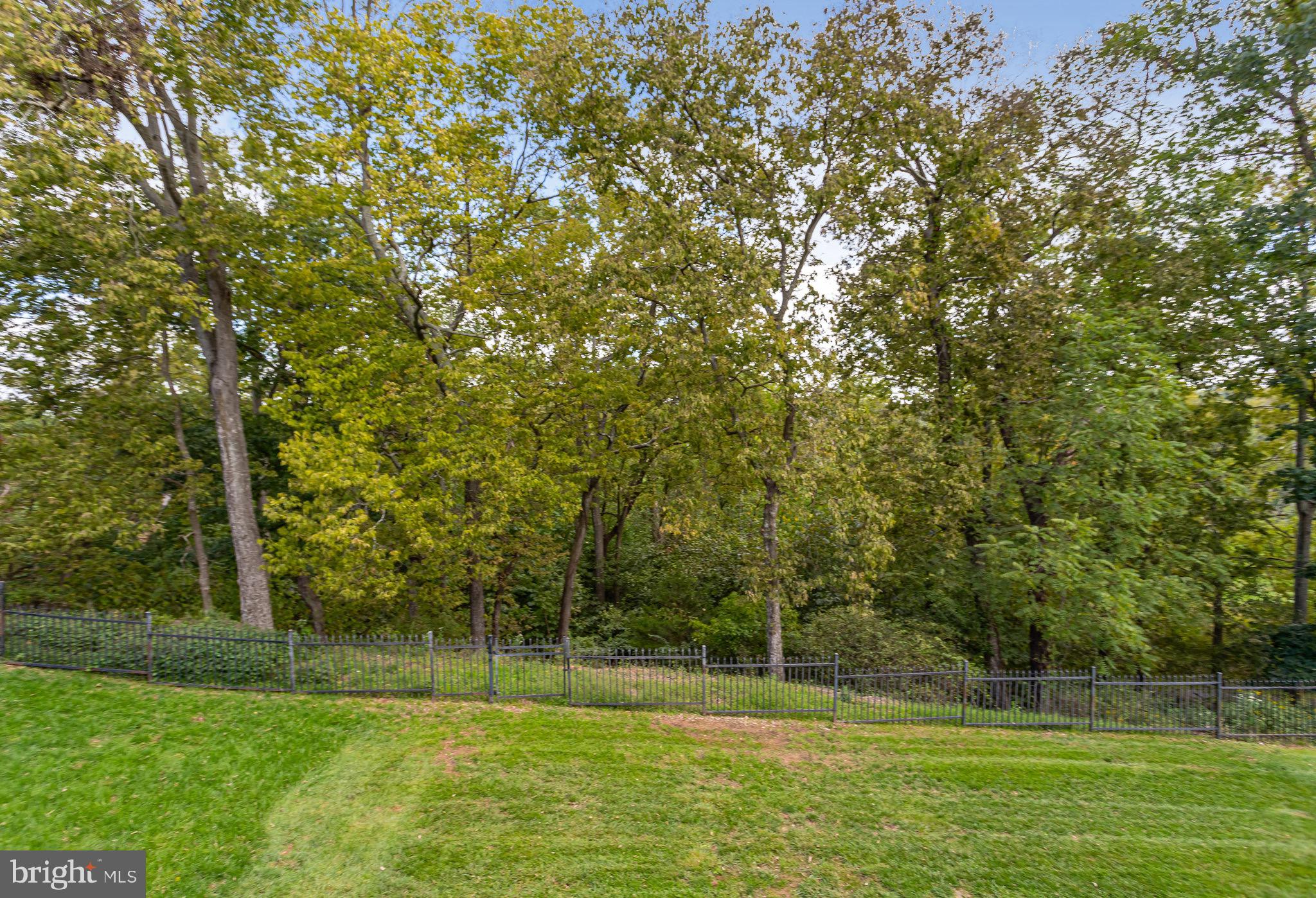 RIVER CREEK - Residential Lease