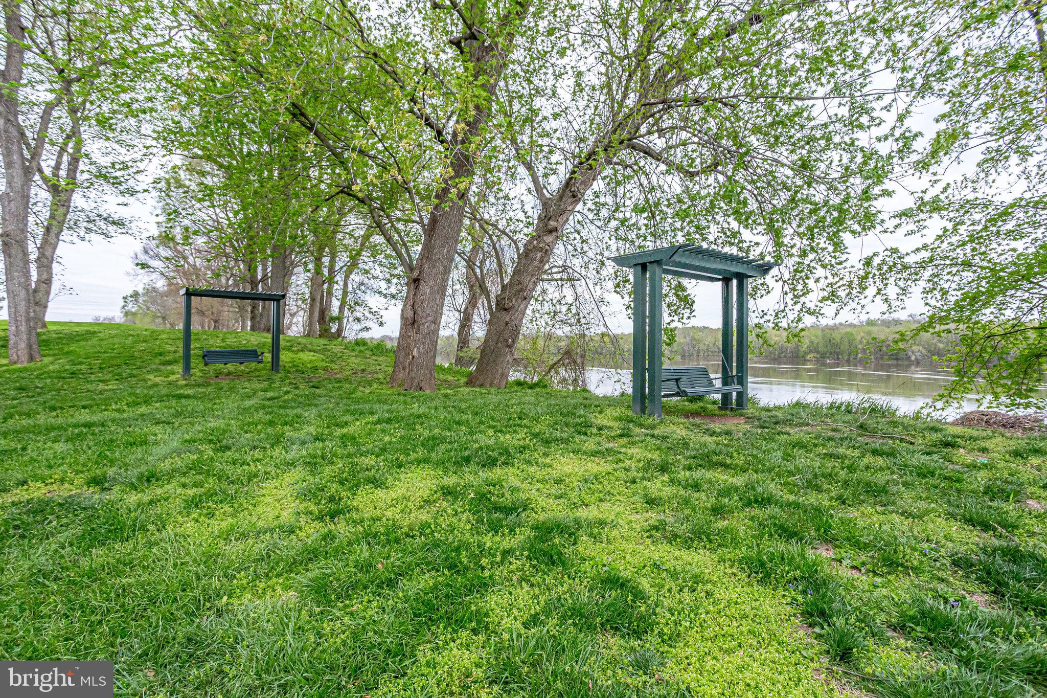 RIVER CREEK - Residential Lease