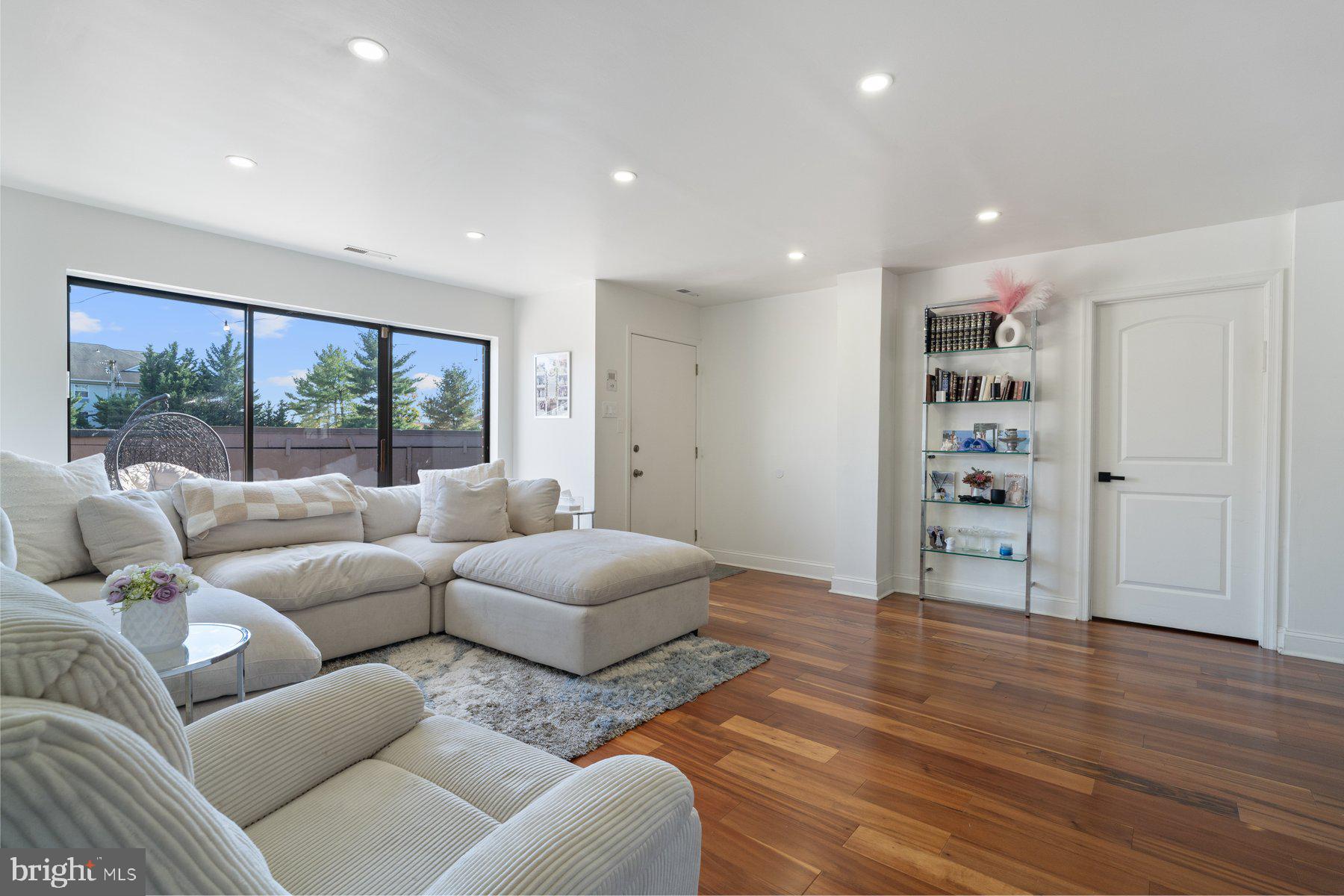 PARK HEIGHTS - Residential