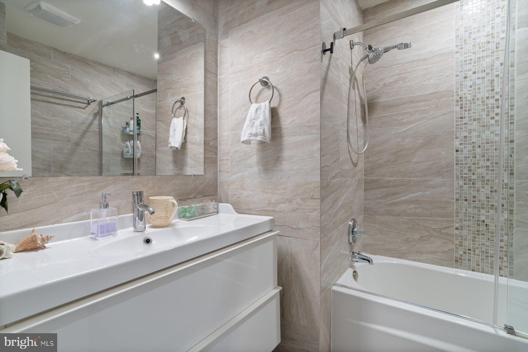 PARK HEIGHTS - Residential