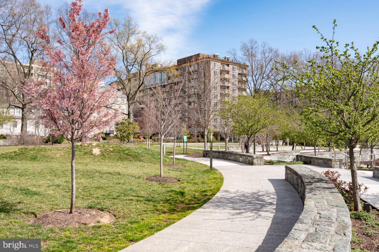 SW WATERFRONT - Residential