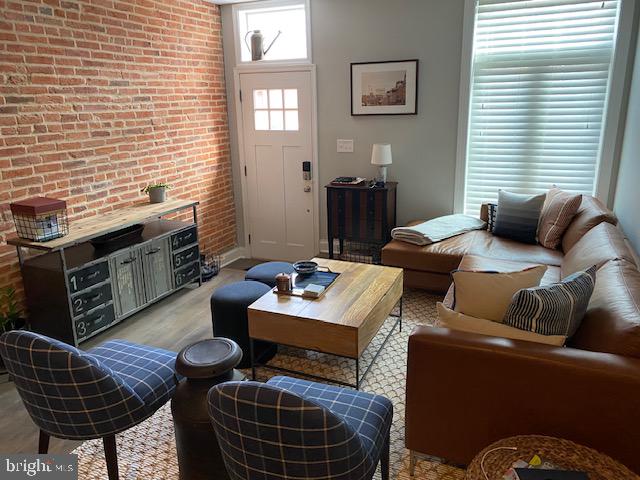 LOCUST POINT - Residential Lease