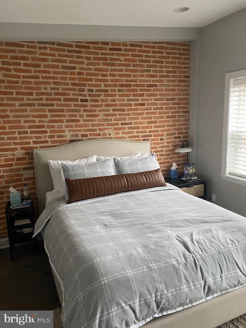 LOCUST POINT - Residential Lease