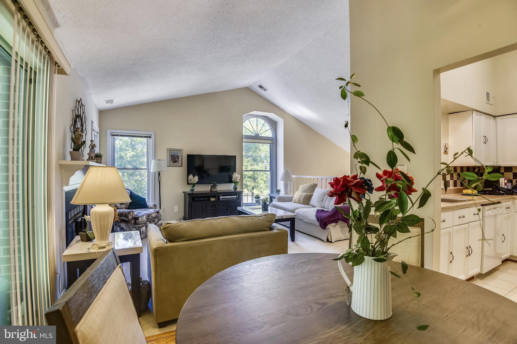 THE COVE - Residential