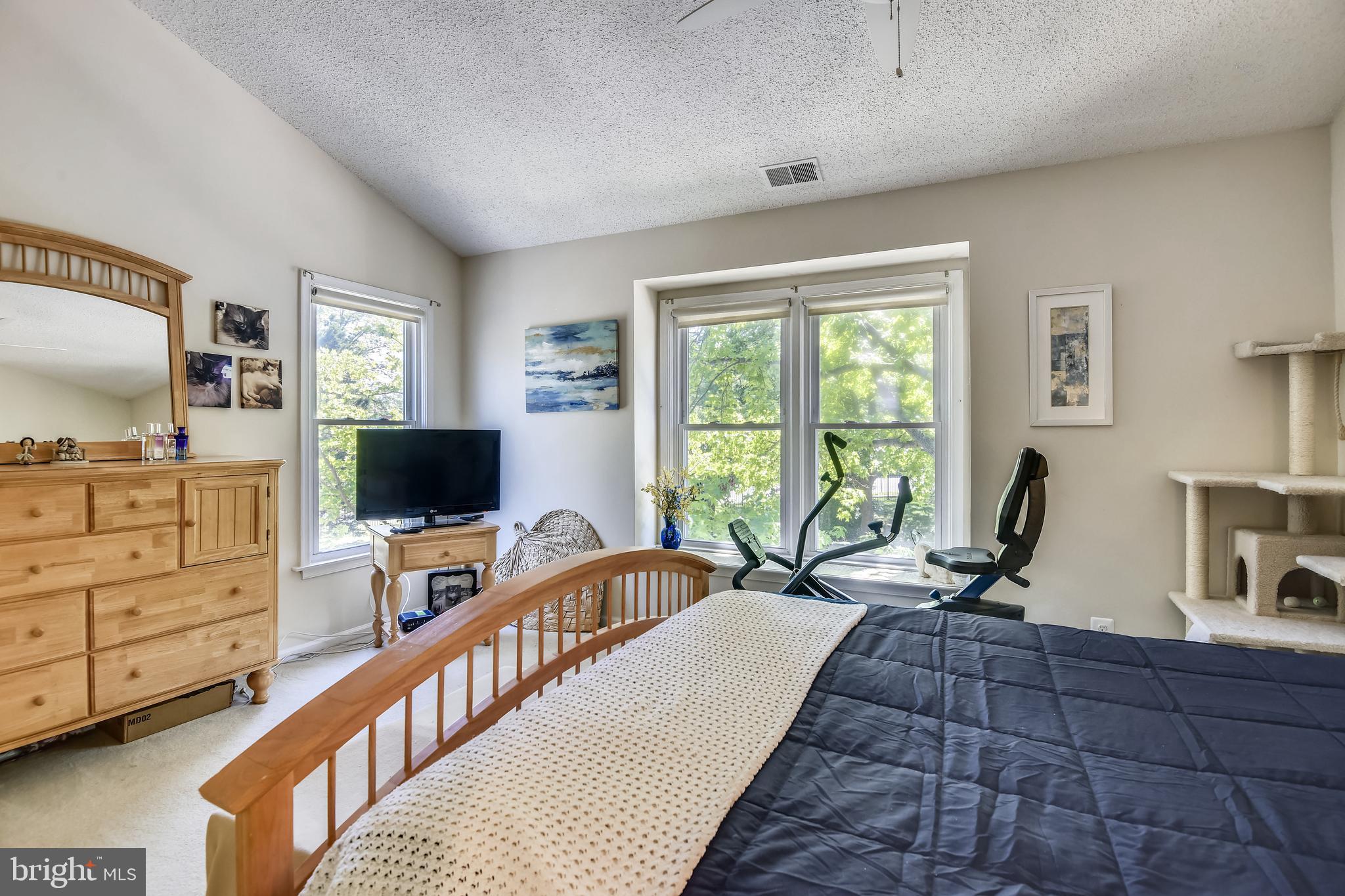 THE COVE - Residential