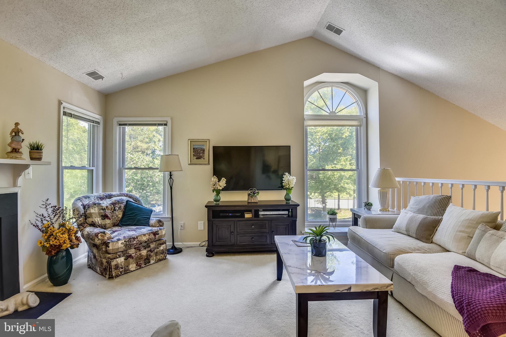 THE COVE - Residential