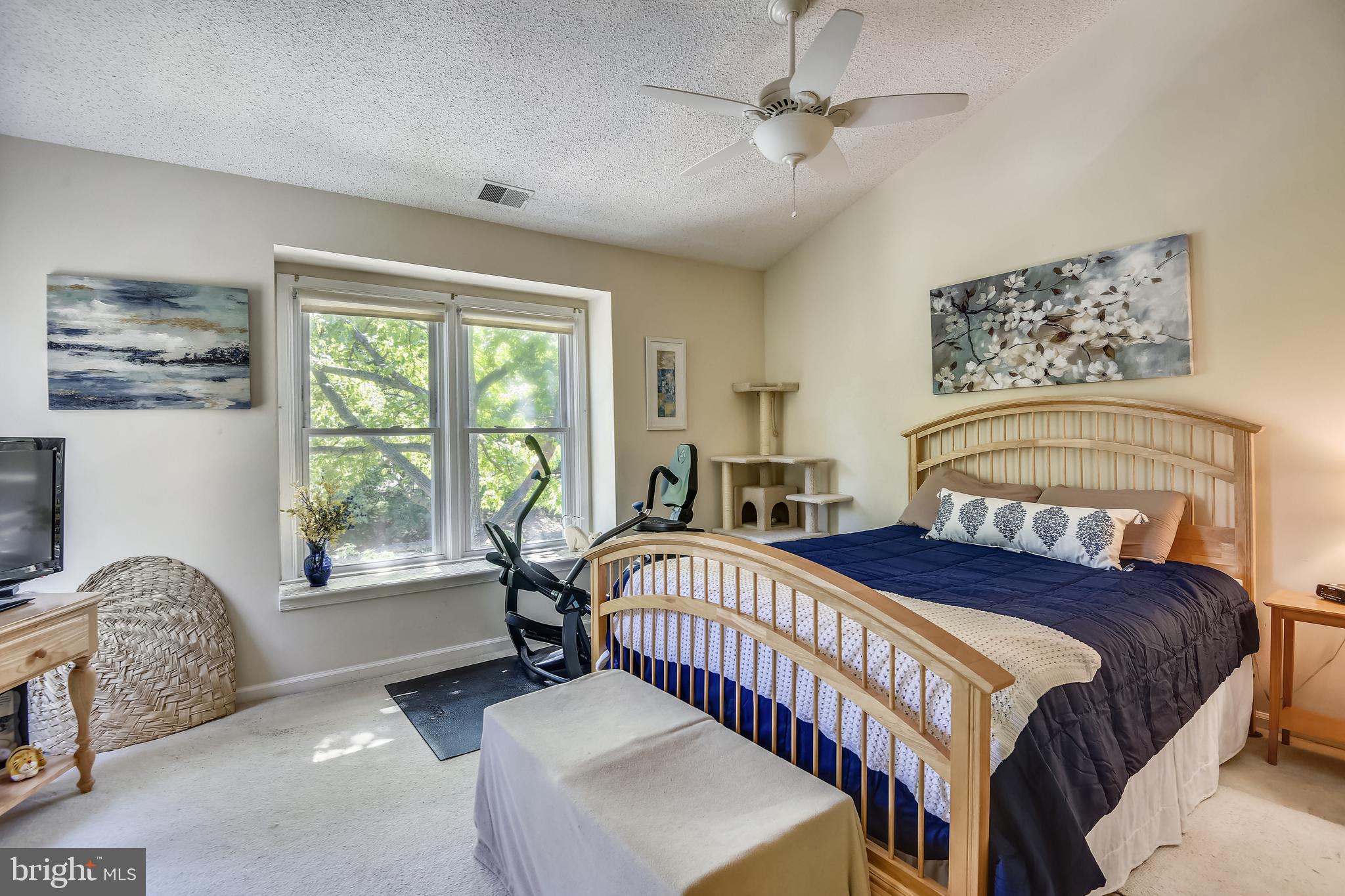 THE COVE - Residential