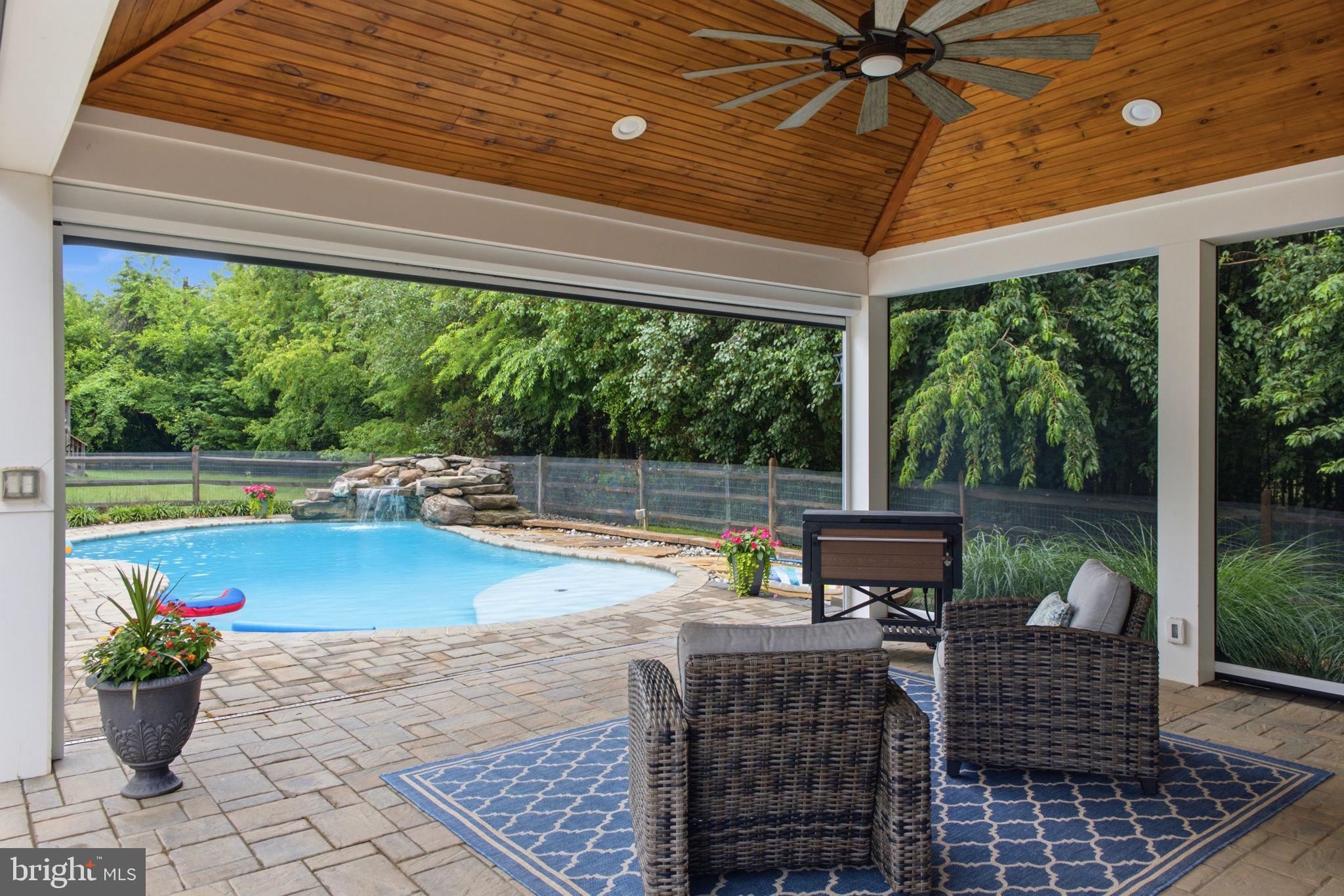 43909 CHURCHILL GLEN DRIVE