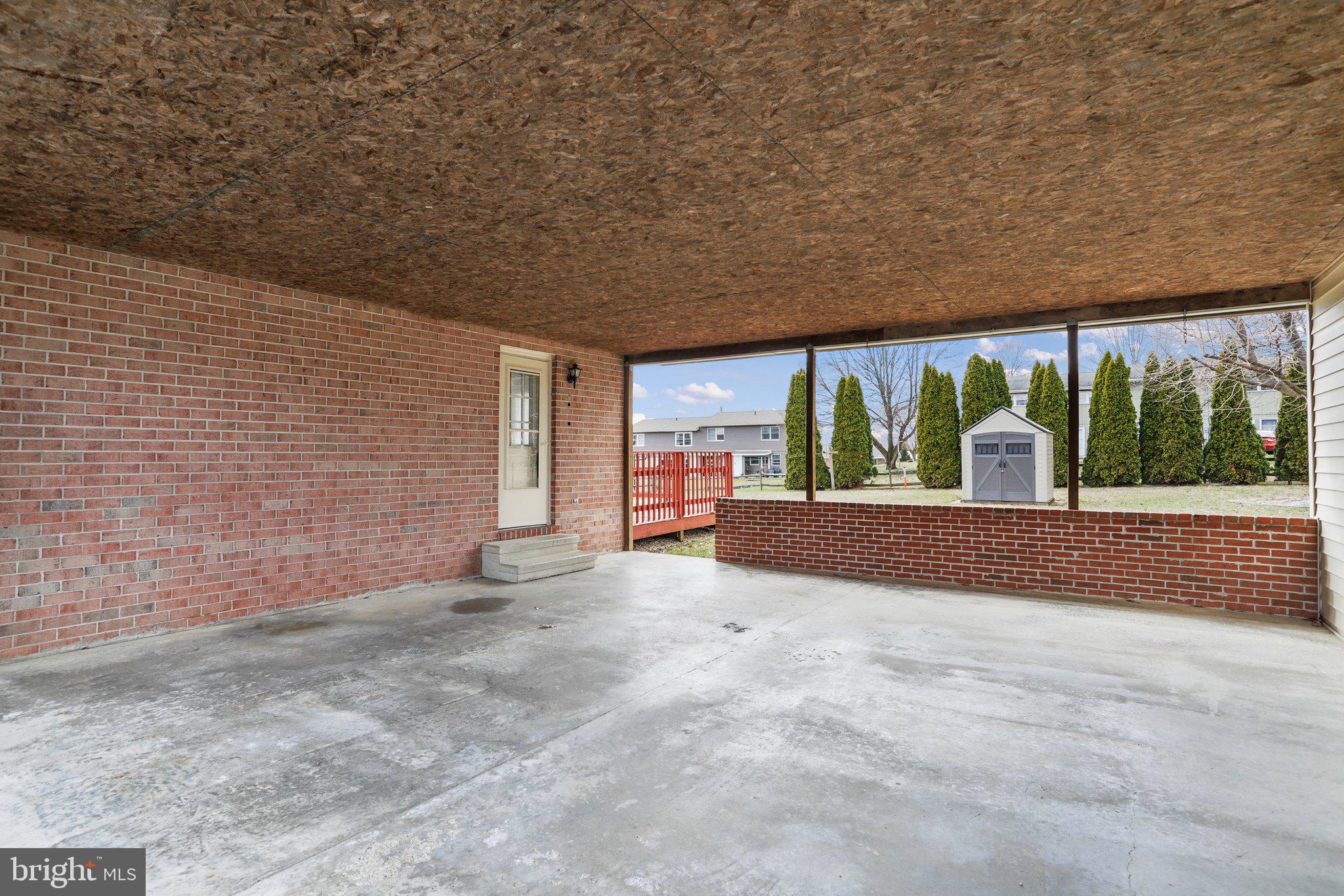 FAYETTEVILLE - Residential