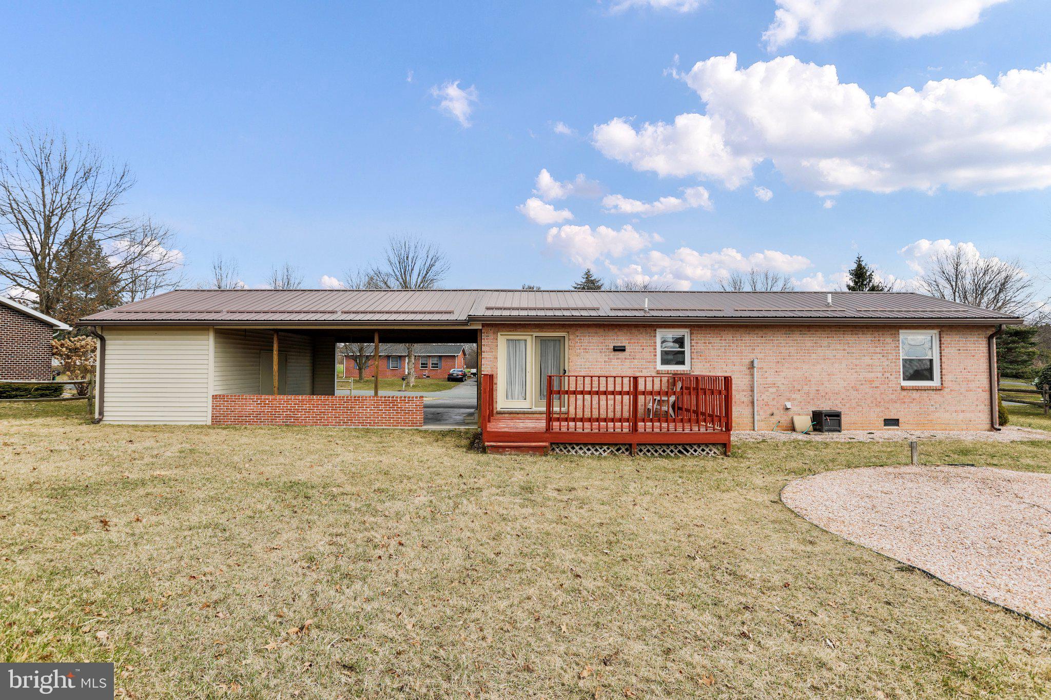 FAYETTEVILLE - Residential