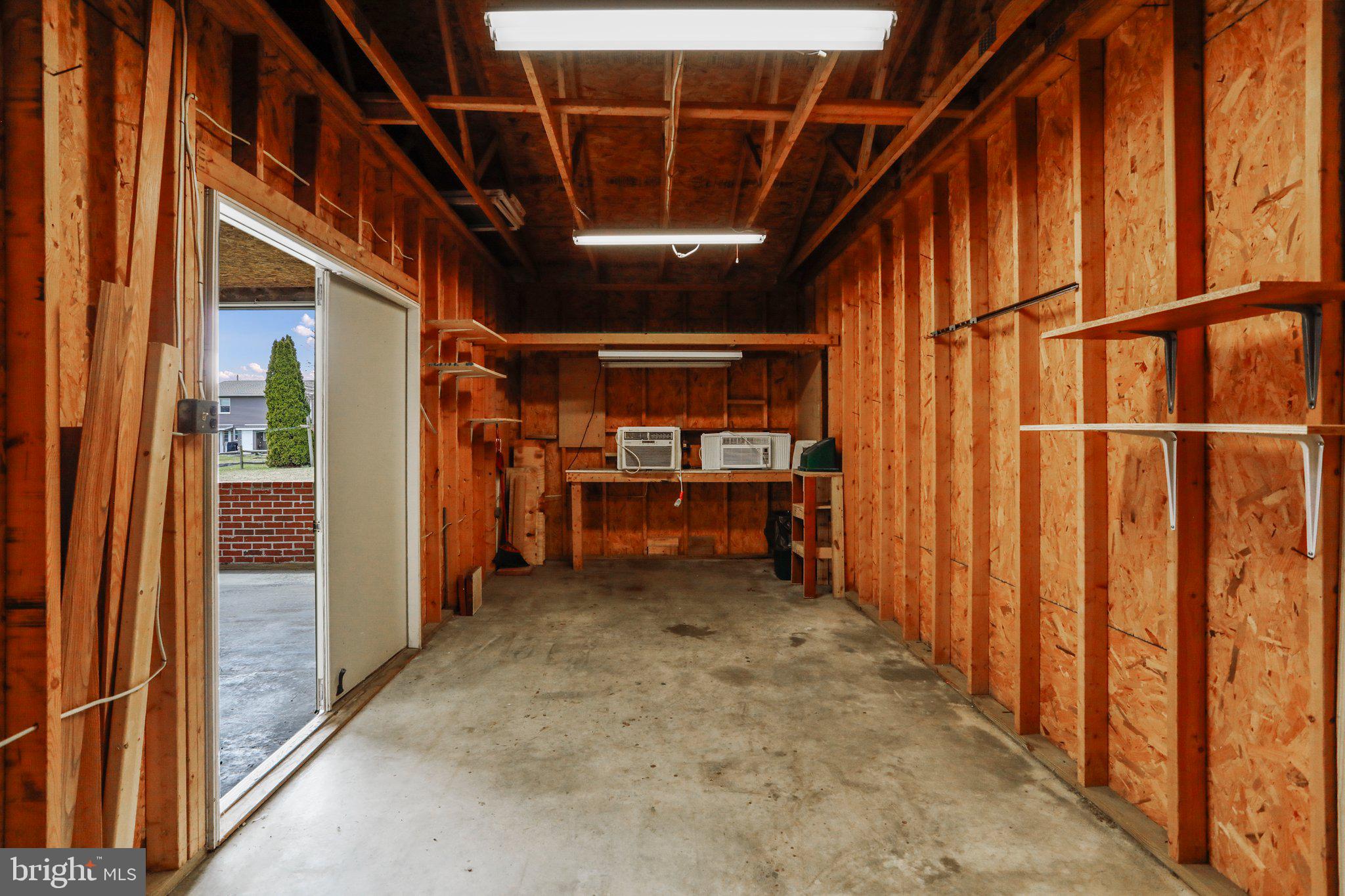 FAYETTEVILLE - Residential